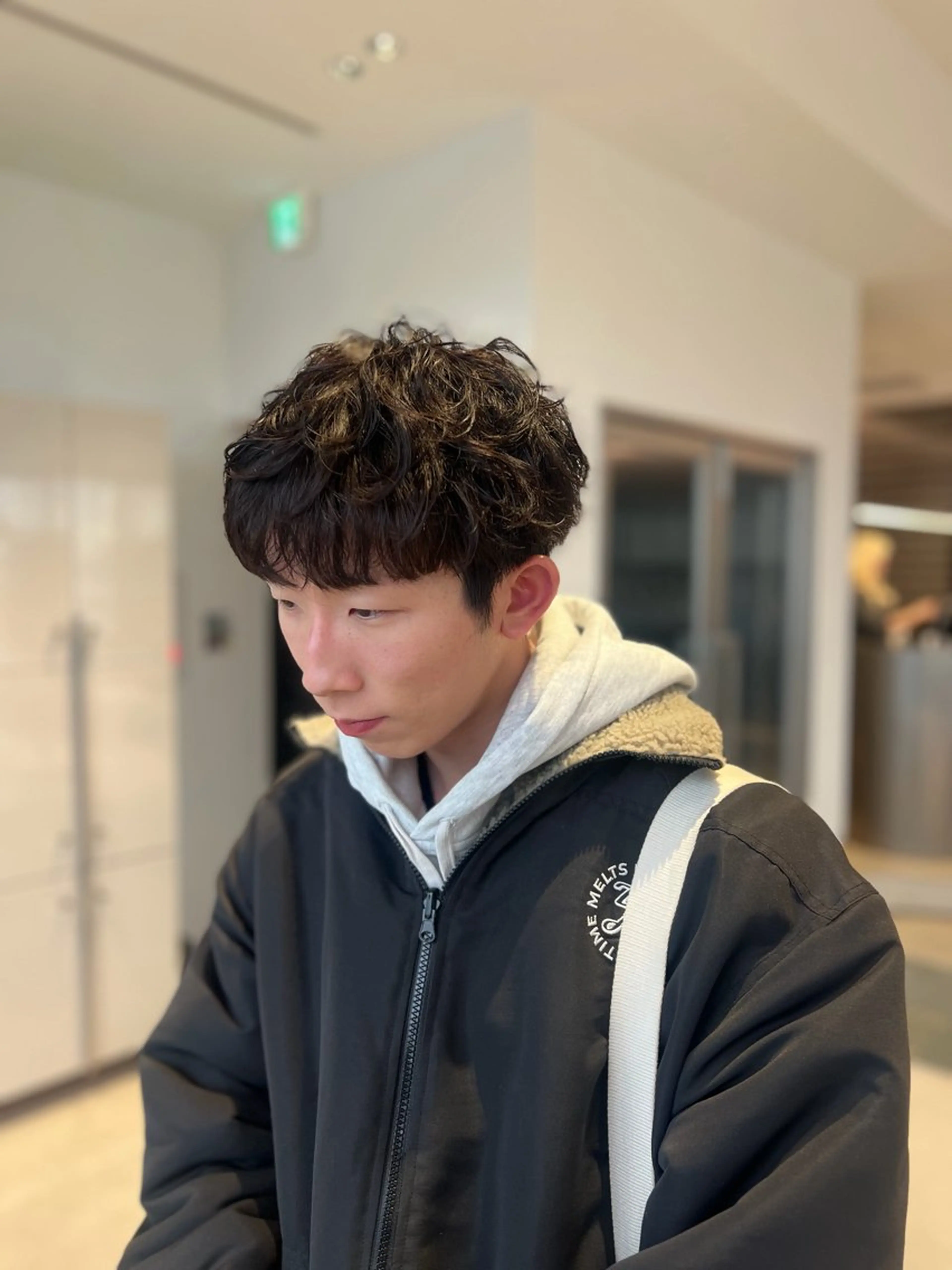 パーマ メンズ カット パーマ 髪質改善/レイヤー 暖色/shiinaのヘアスタイル