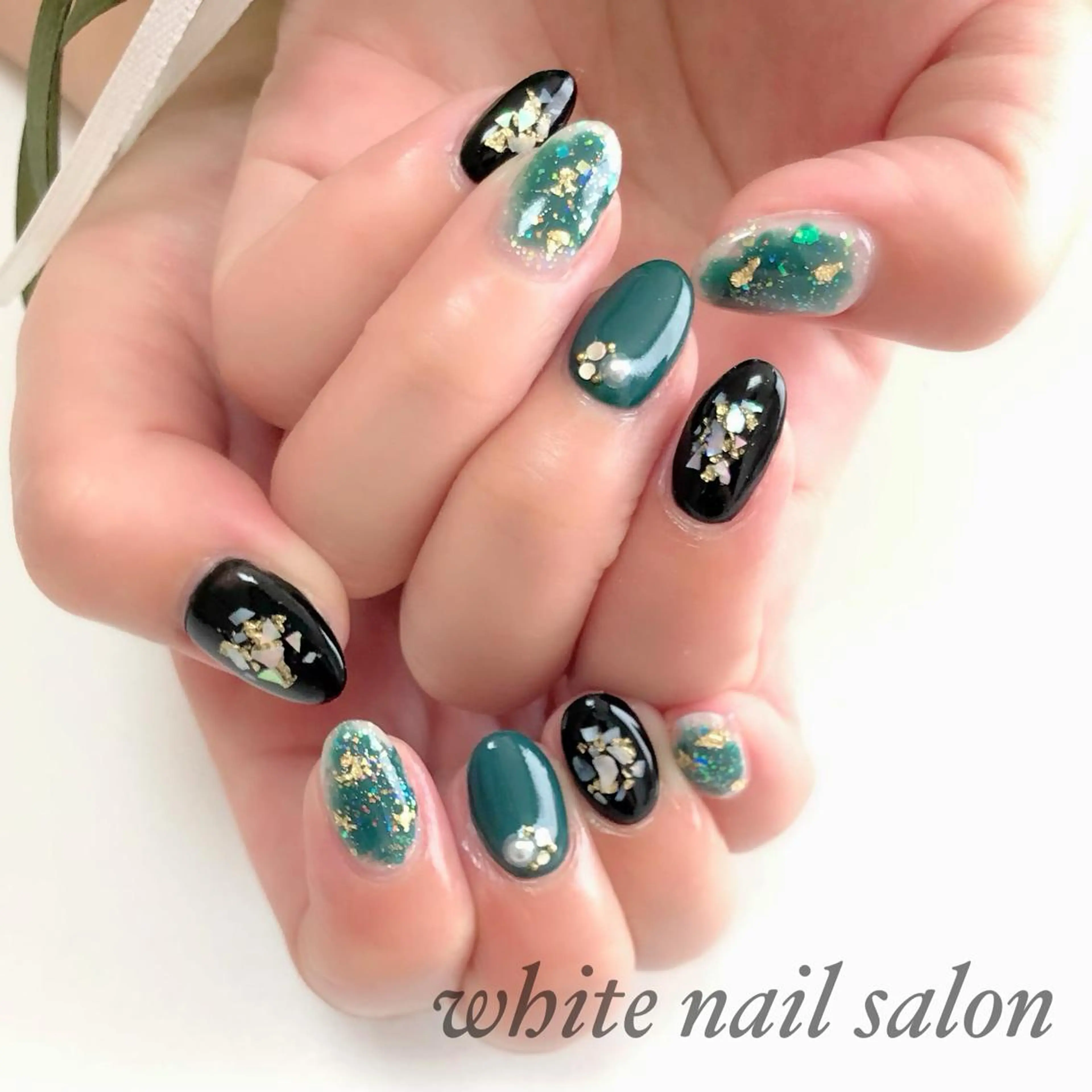 ネイル アートネイル フレンチネイル ジェルネイル ハードジェル 持ち込み ハンドネイル white nail salonのネイルデザイン