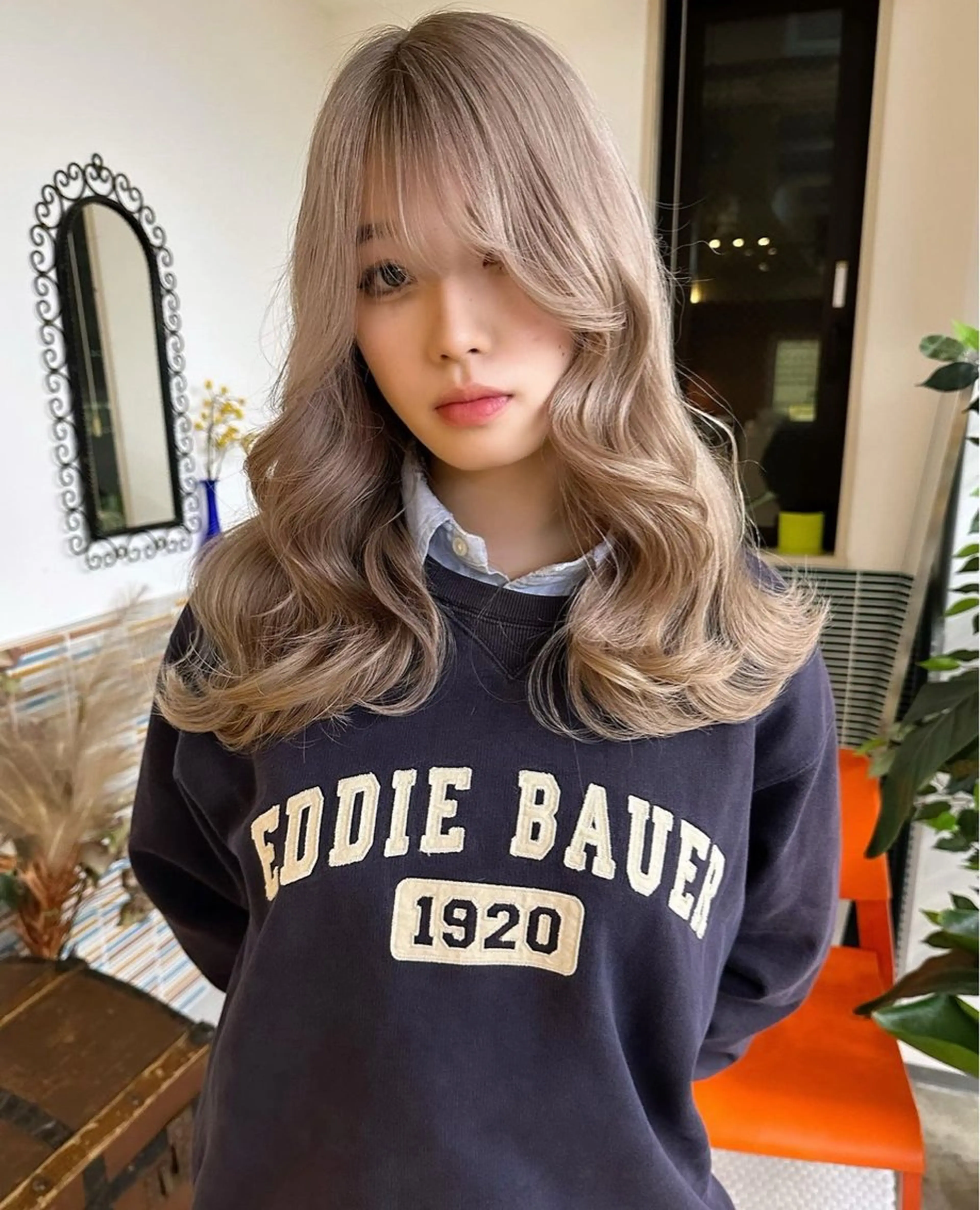 【ミルクティーベージュ🧸】ブリーチ1回＋カラー＋外部補習トリートメントの写真