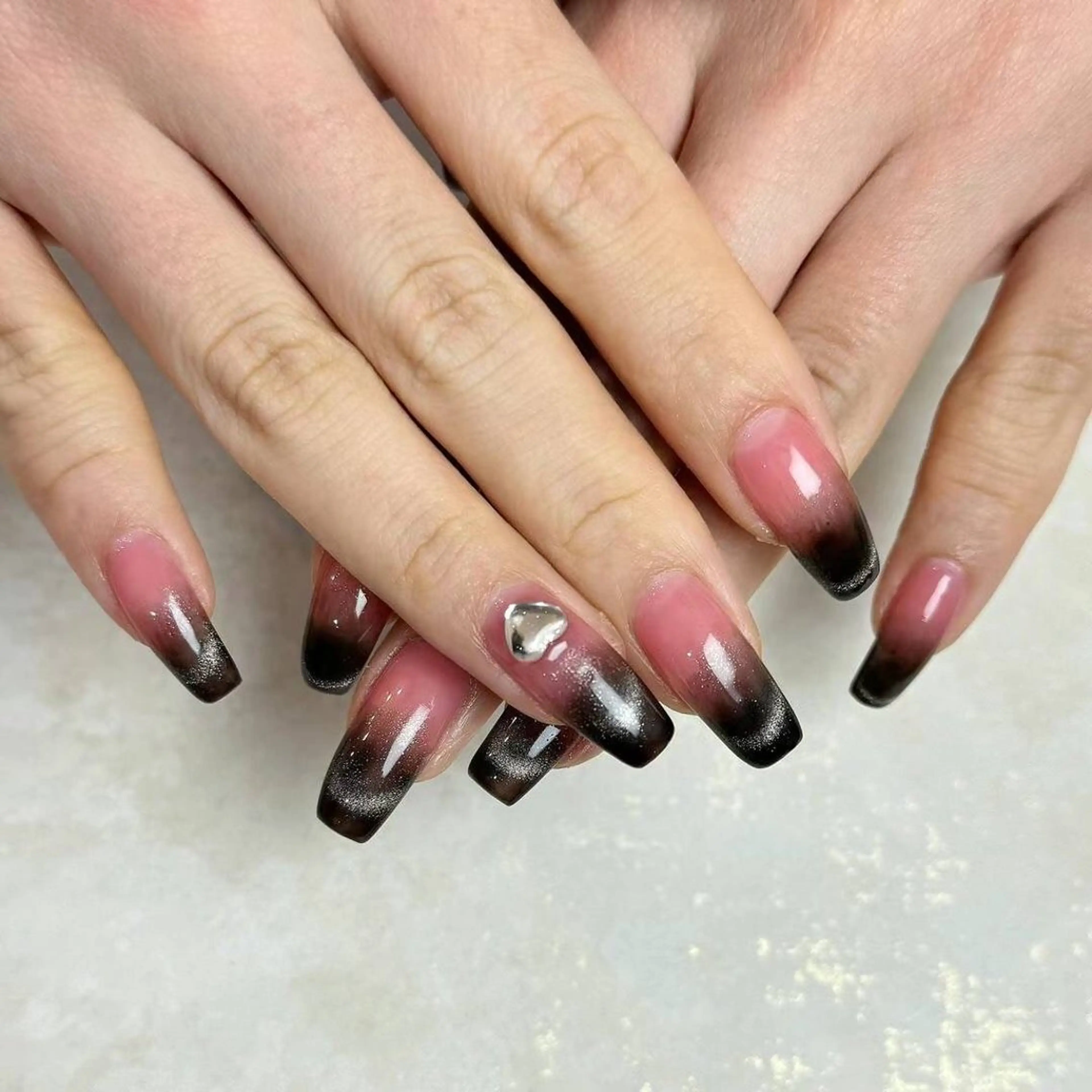 ネイル アートネイル フラワーネイル フットネイル ジェルネイル グラデーション Babarla　Nail　Salon所属・babarla Nailのネイルデザイン