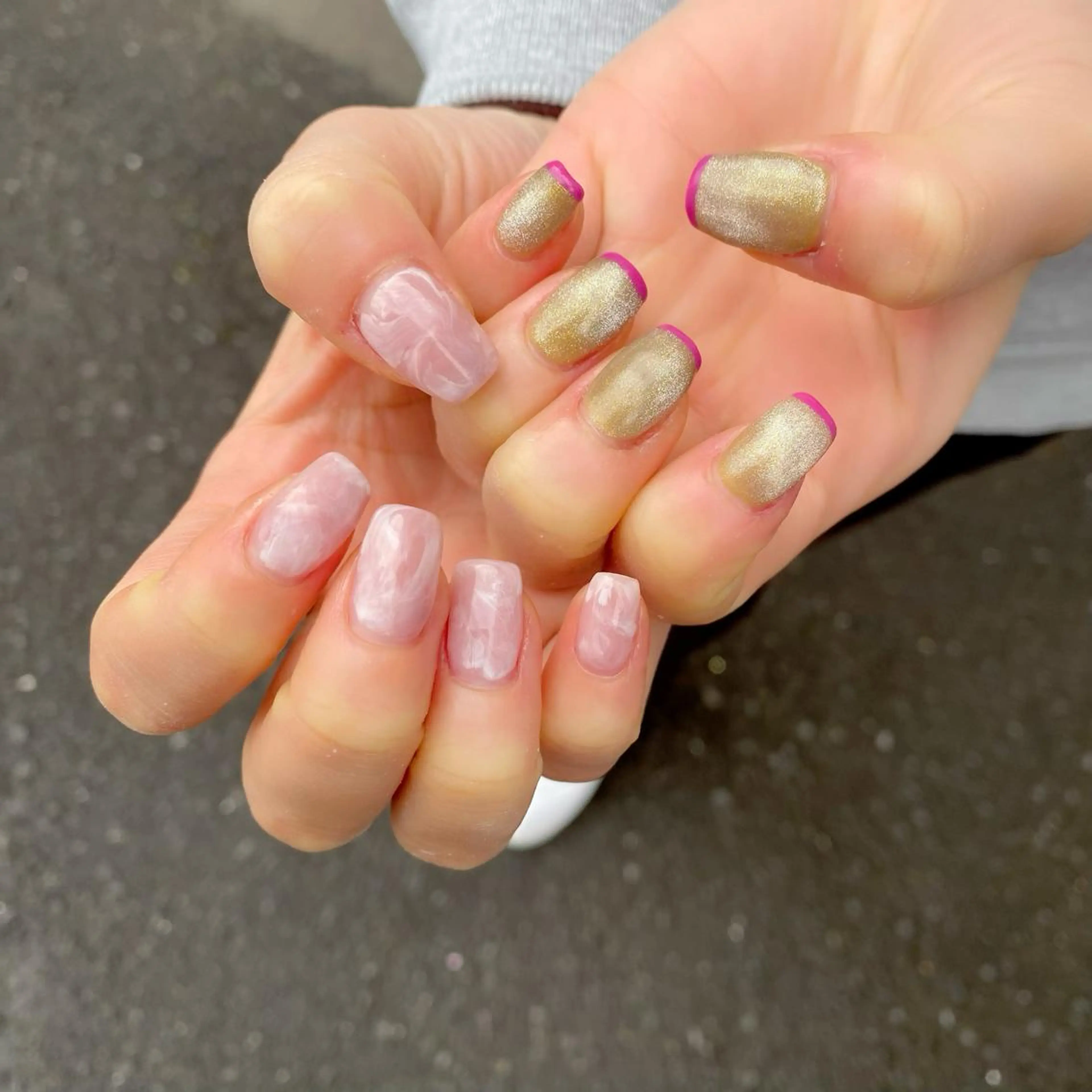 ネイル マグネットネイル 大理石ネイル(マーブル) ニュアンスネイル 春ネイル スクエアネイル ハンドネイル Salon Kのネイルデザイン