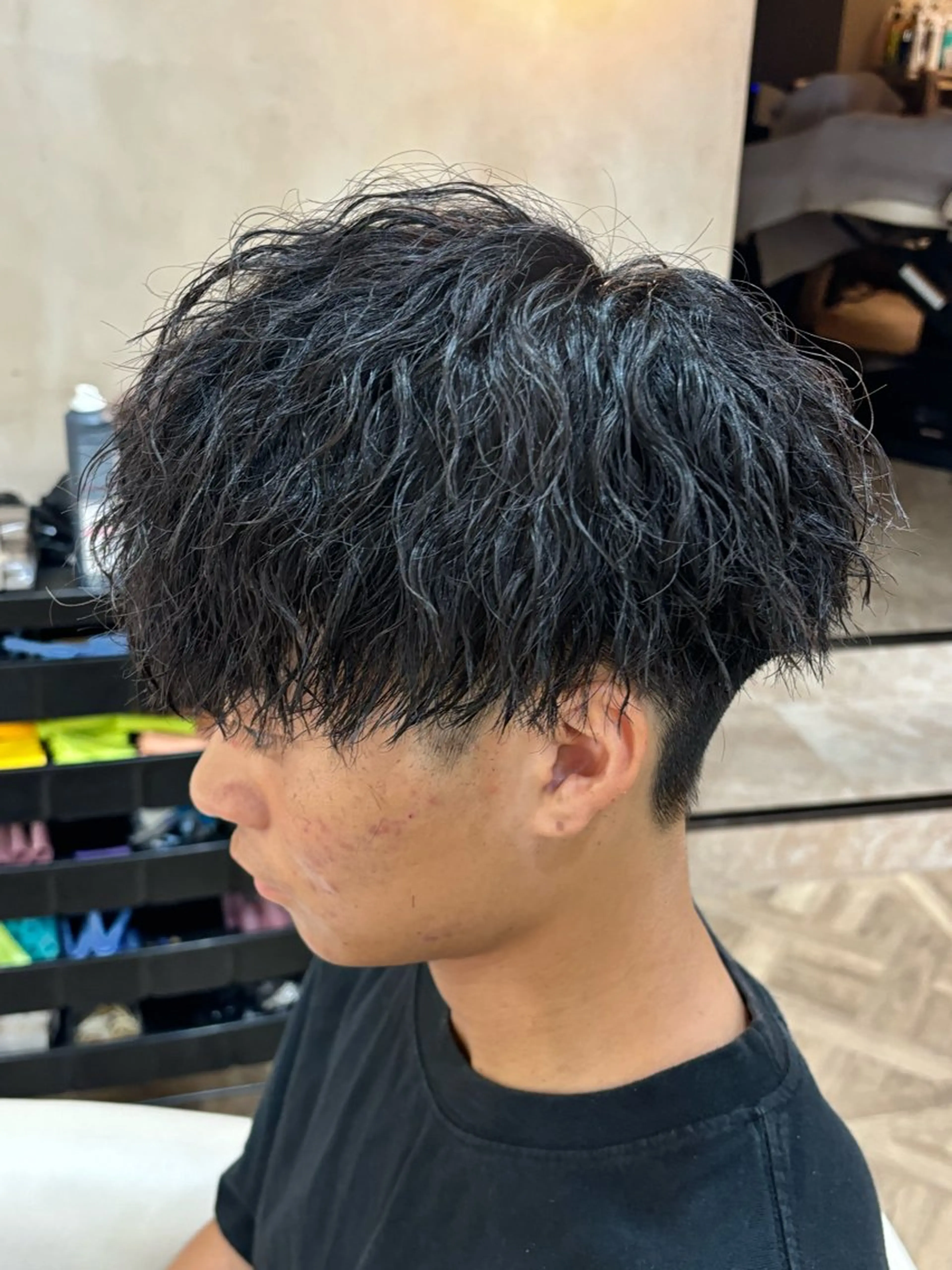 ショート パーマ メンズ カット パーマ トリートメント パーマ職人DAIKI ツイスパ/波巻きのヘアスタイル