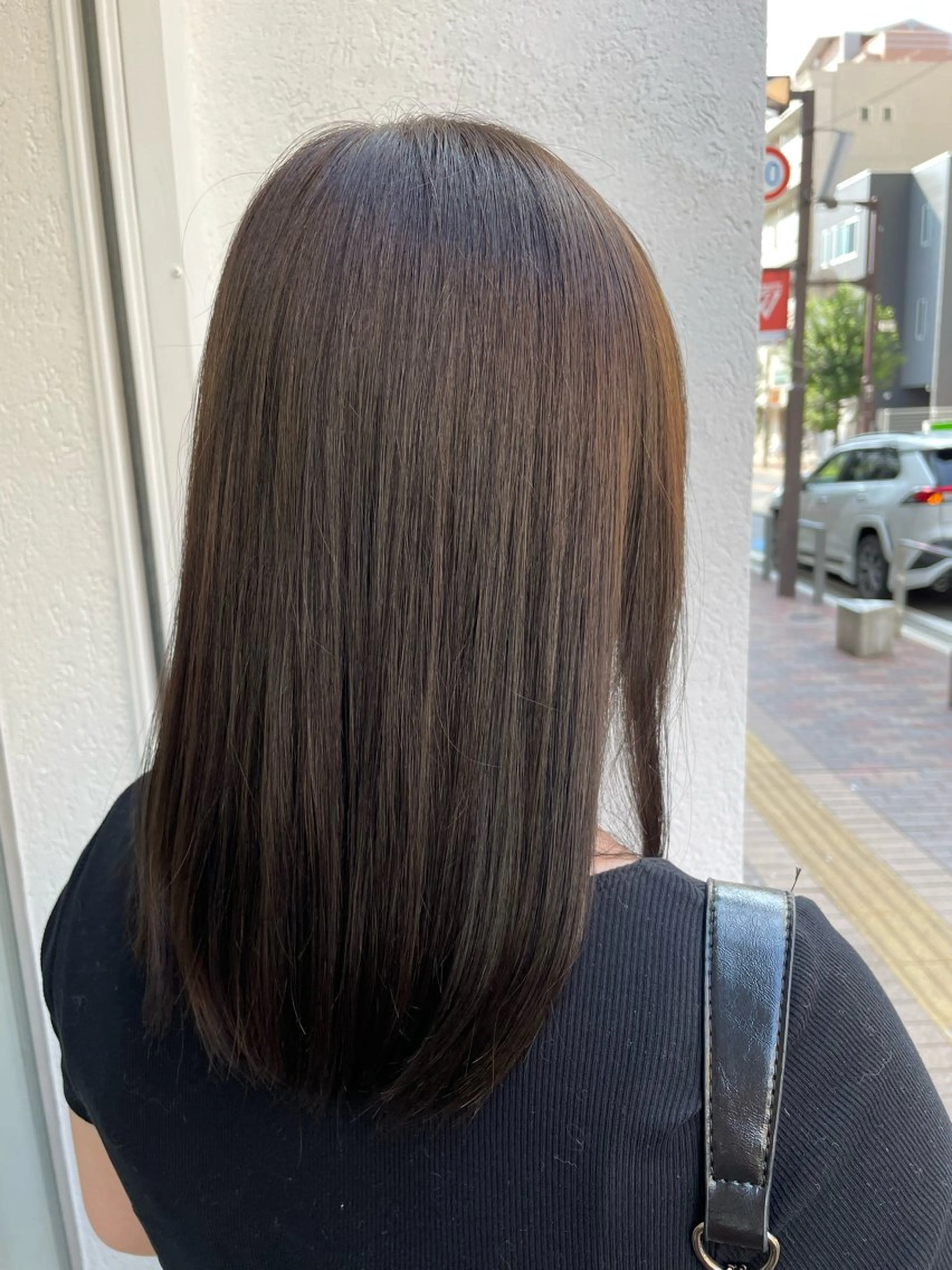 セミロング カラー ヘアカラー トリートメント CoCooN Hiromiのヘアスタイル