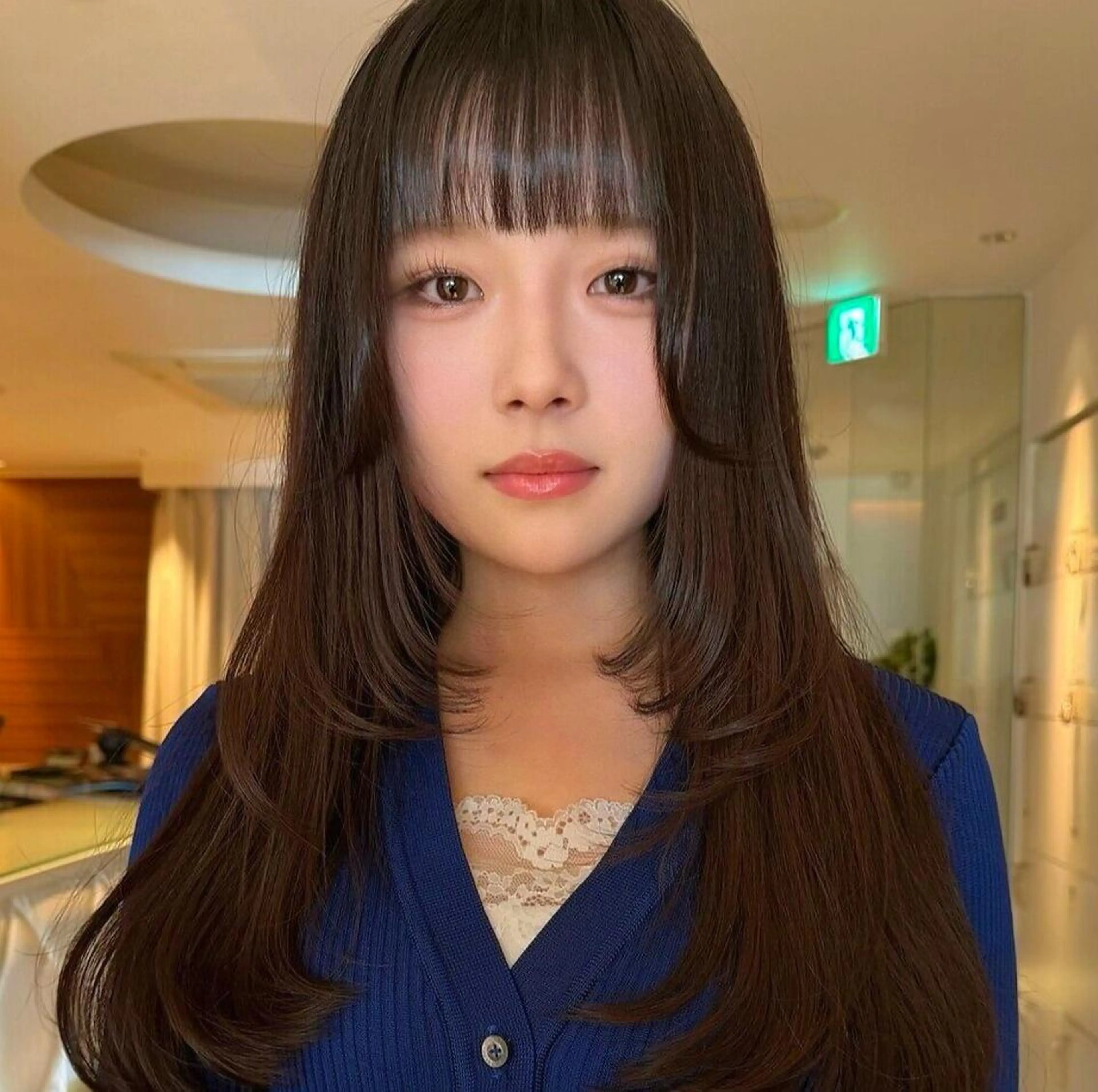 【SNS用撮影可の方限定】レイヤーカット（ミディアム～ロング）/ 事前にお顔と髪の状態のわかる写真共有お願いします◎の写真