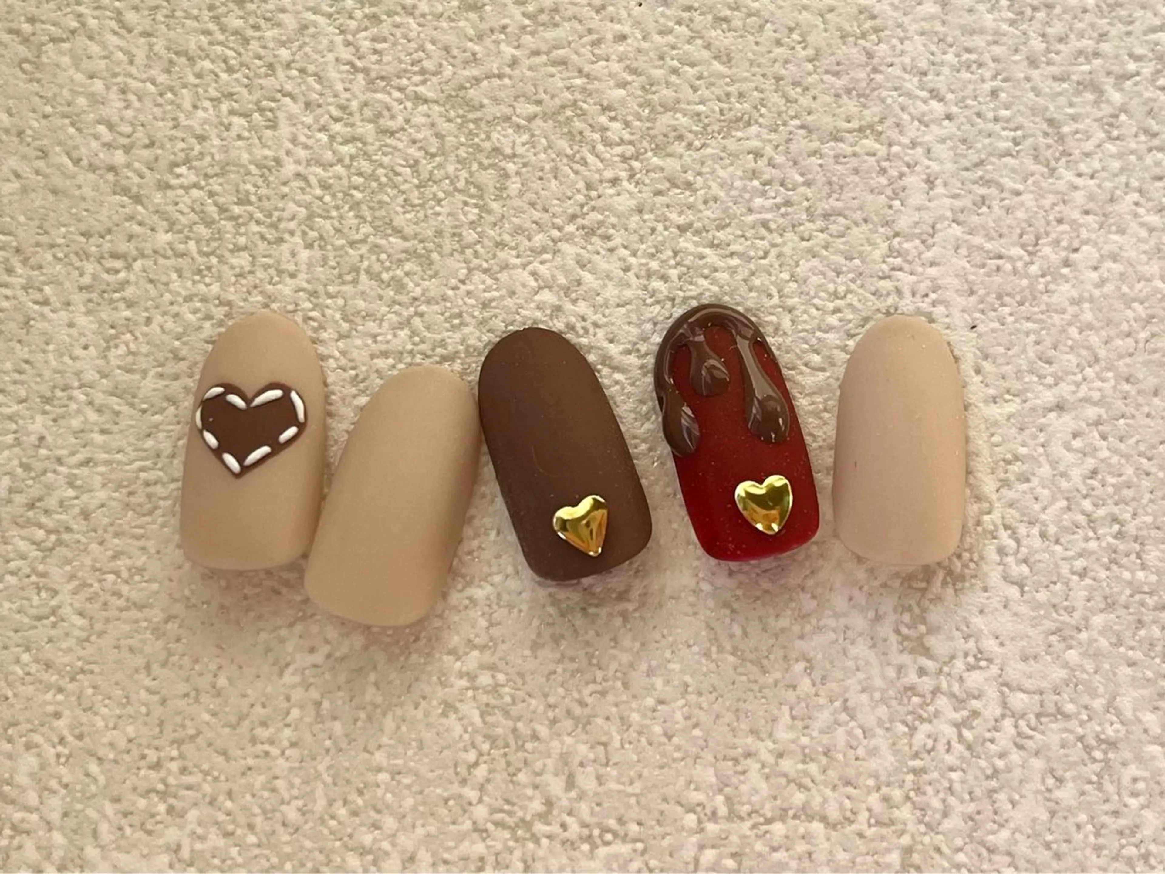 ネイル バレンタイン ハンドネイル kiki nail たまプラーザのネイルデザイン