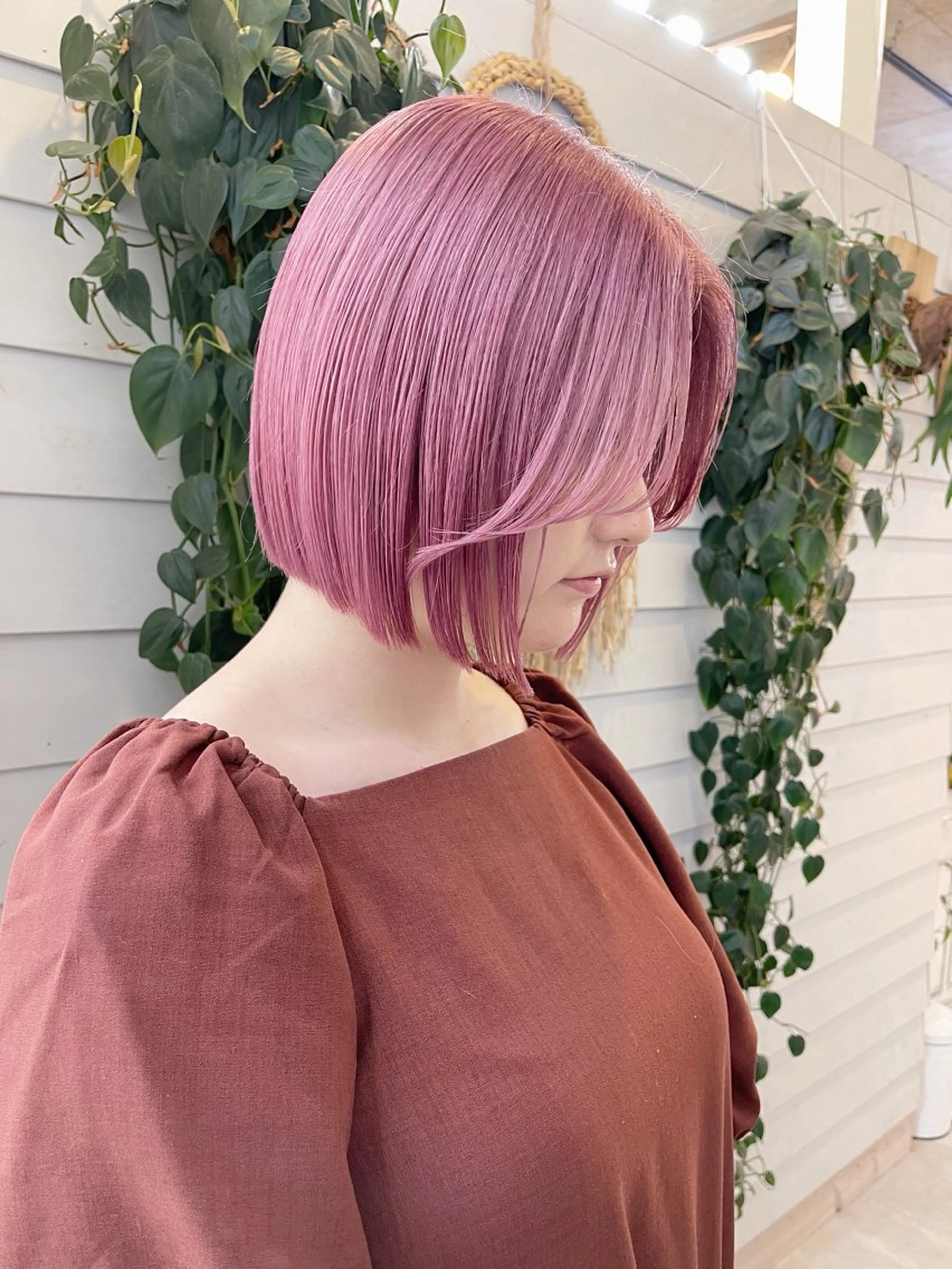 ミディアム カラー ベージュカラー ピンクカラー ピンクベージュ ボブ カット ヘアカラー トリートメント AiM 大名　似合わせカットのヘアスタイル