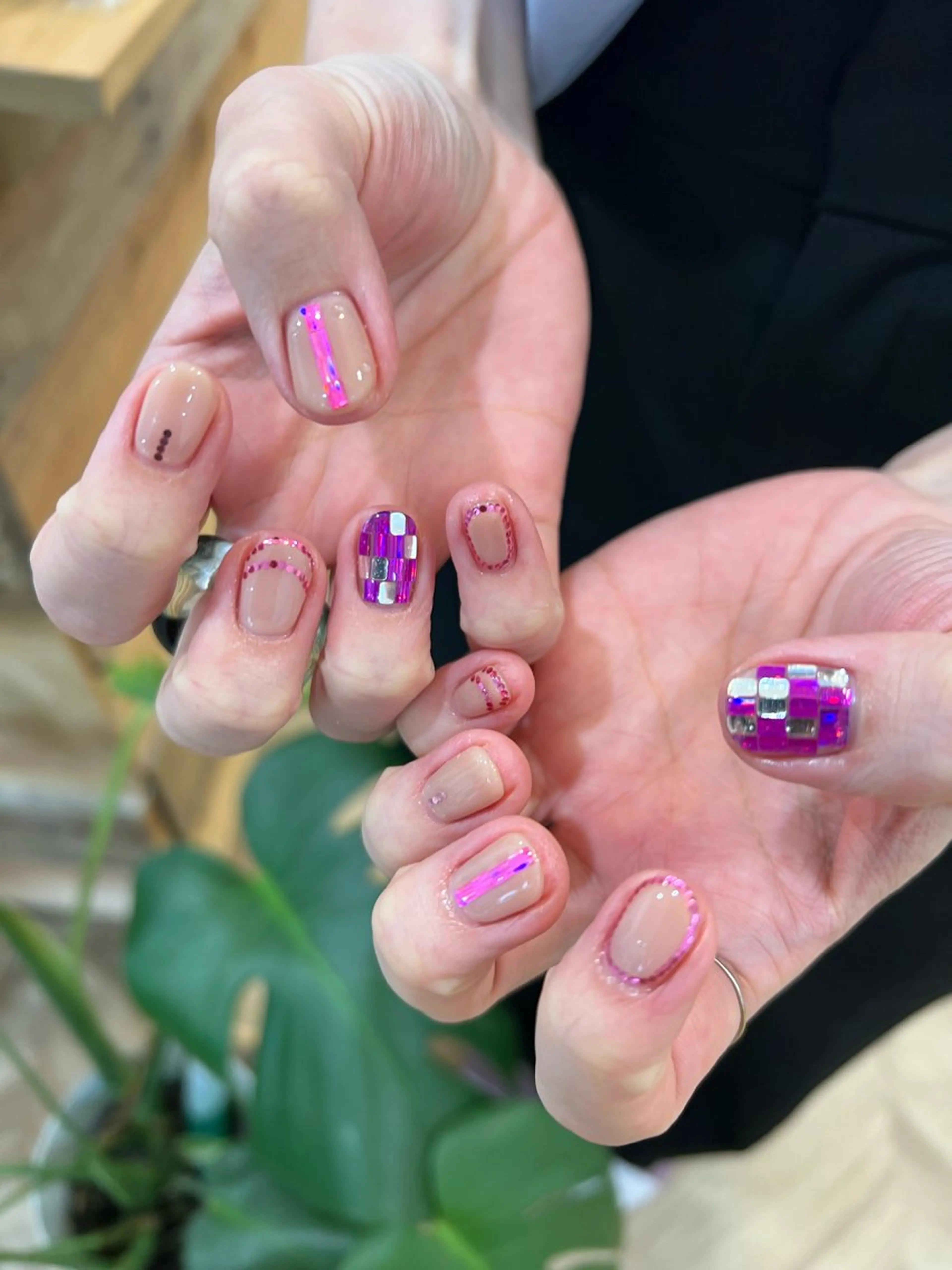 ネイル ハンドネイル フットネイル ハンドケア Nes.Nail所属・Miyagi Asamiのネイルデザイン