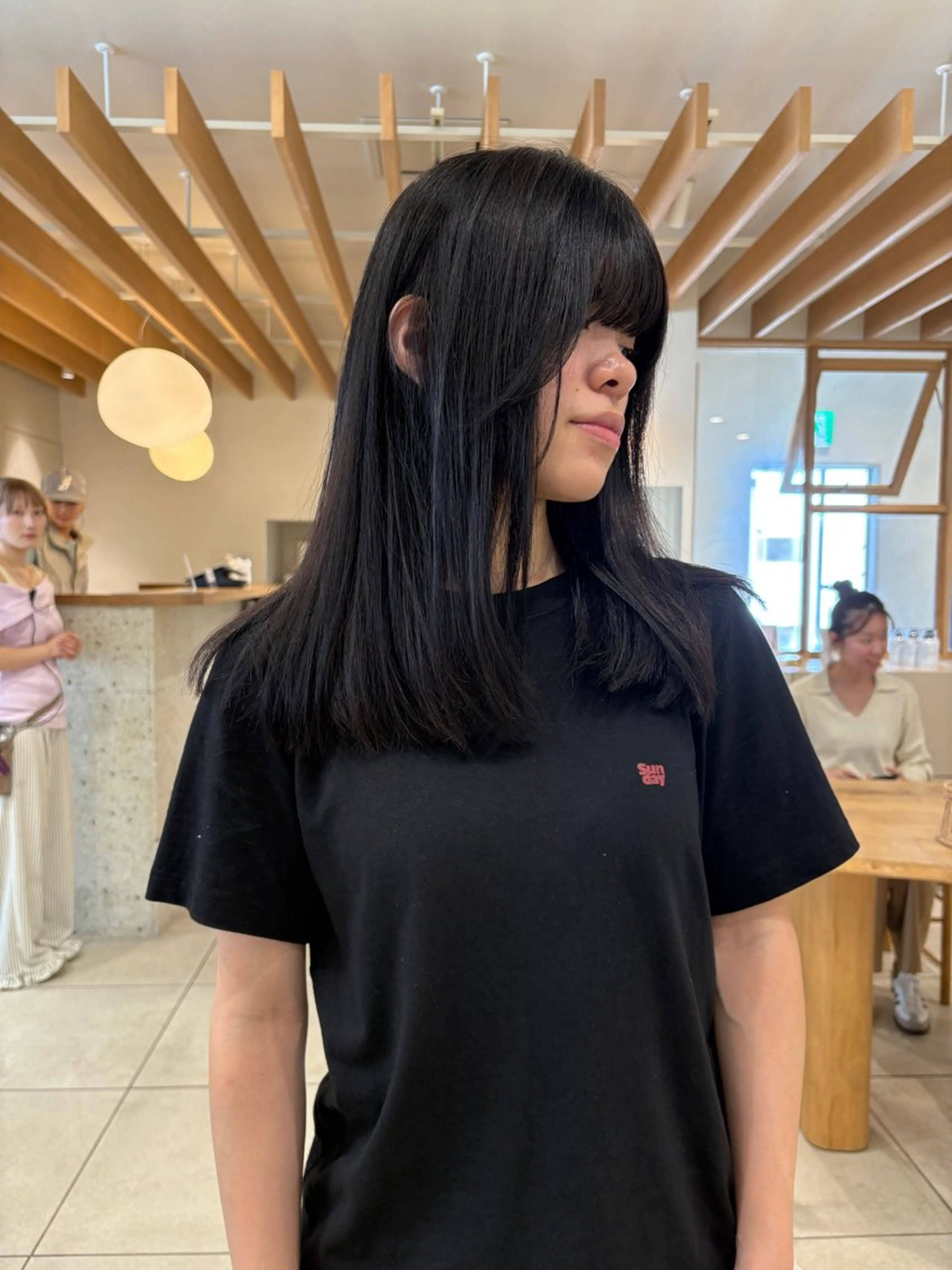 セミロング カラー ヘアカラー キタ リオナのヘアスタイル