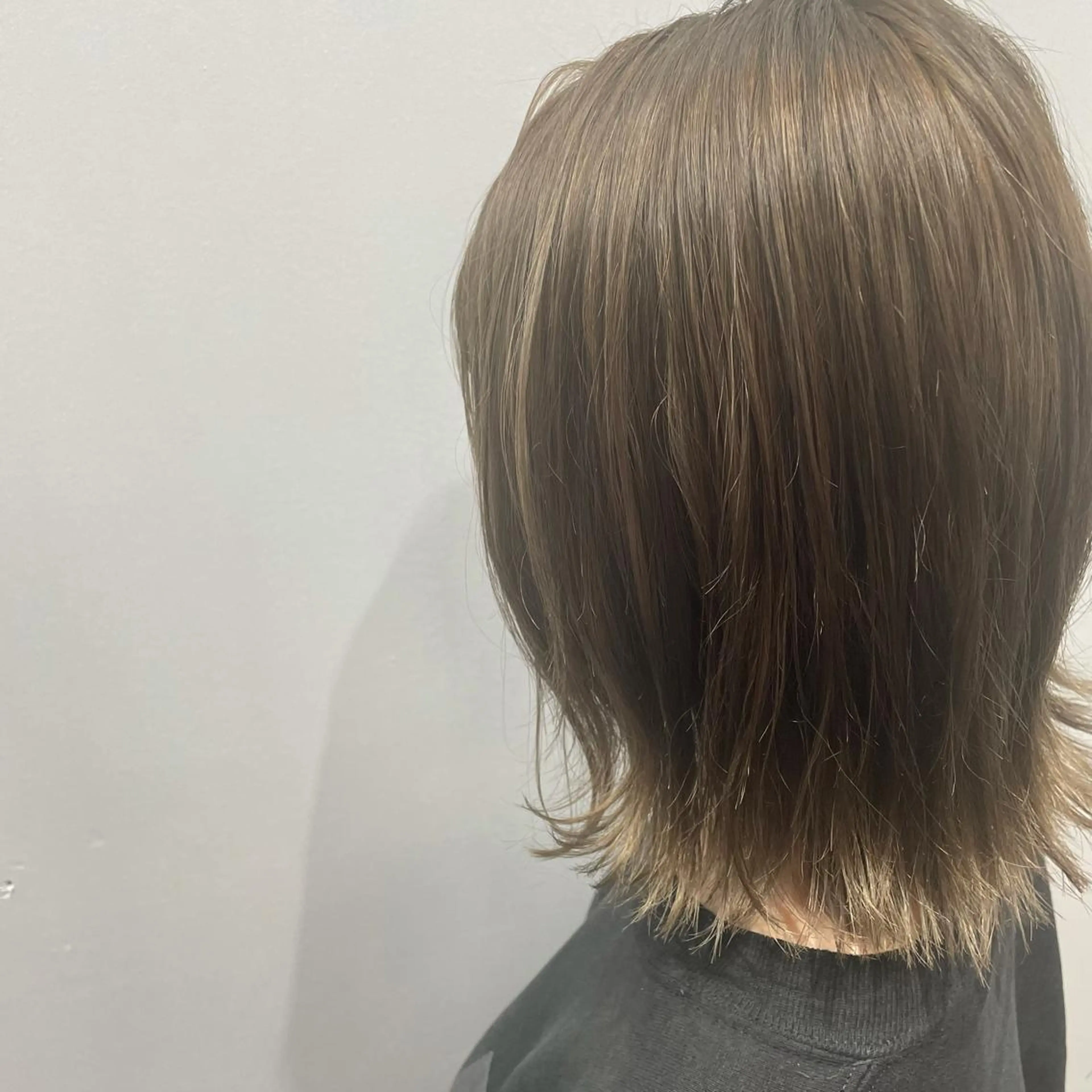 ミディアム lico 新札幌所属・Lilly リリィのヘアスタイル