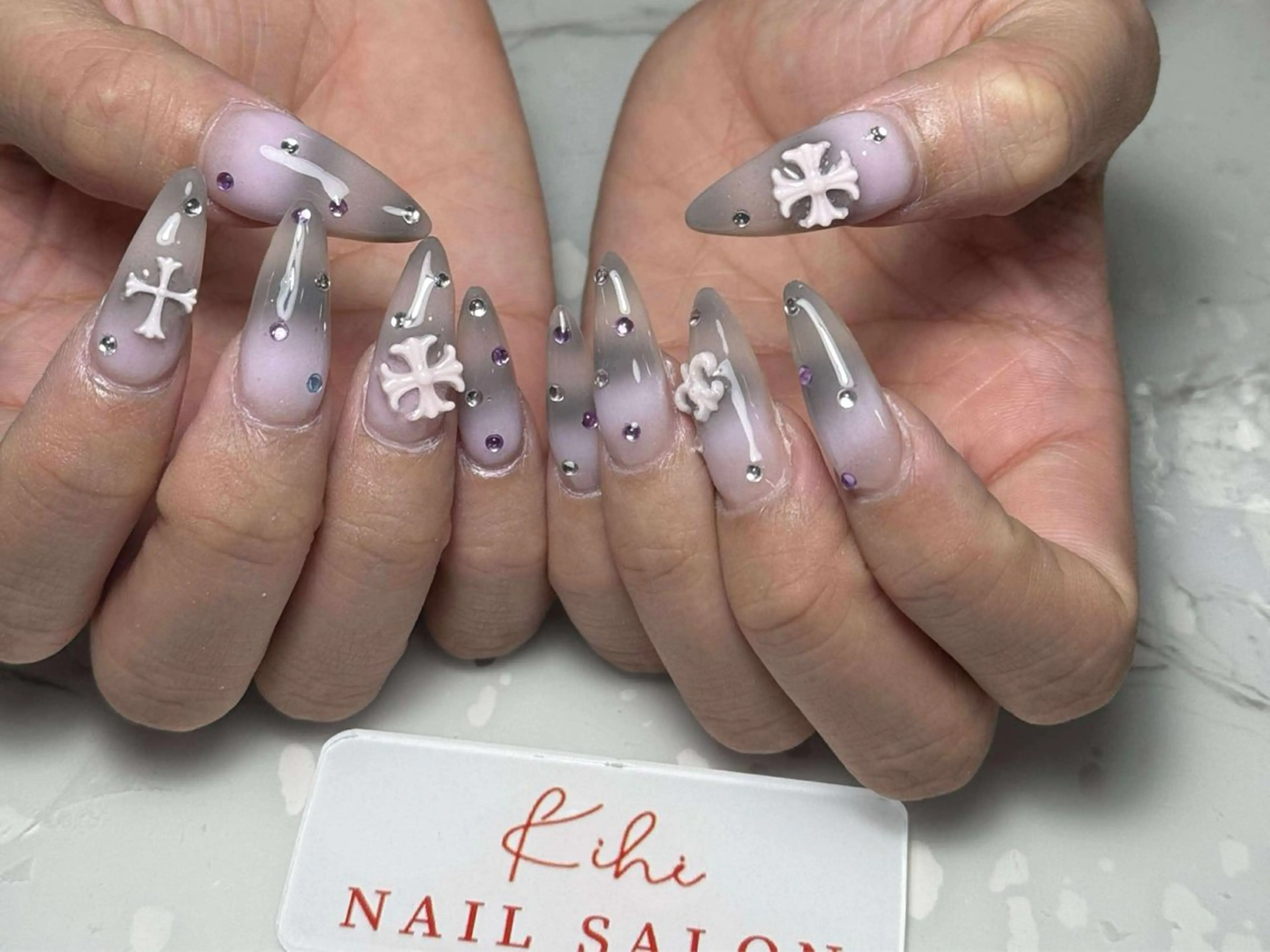 ネイル アートネイル フレンチネイル ジェルネイル グラデーション 韓国ネイル ハンドネイル ハンドケア さくら💮💮 【オフ無料】のネイルデザイン