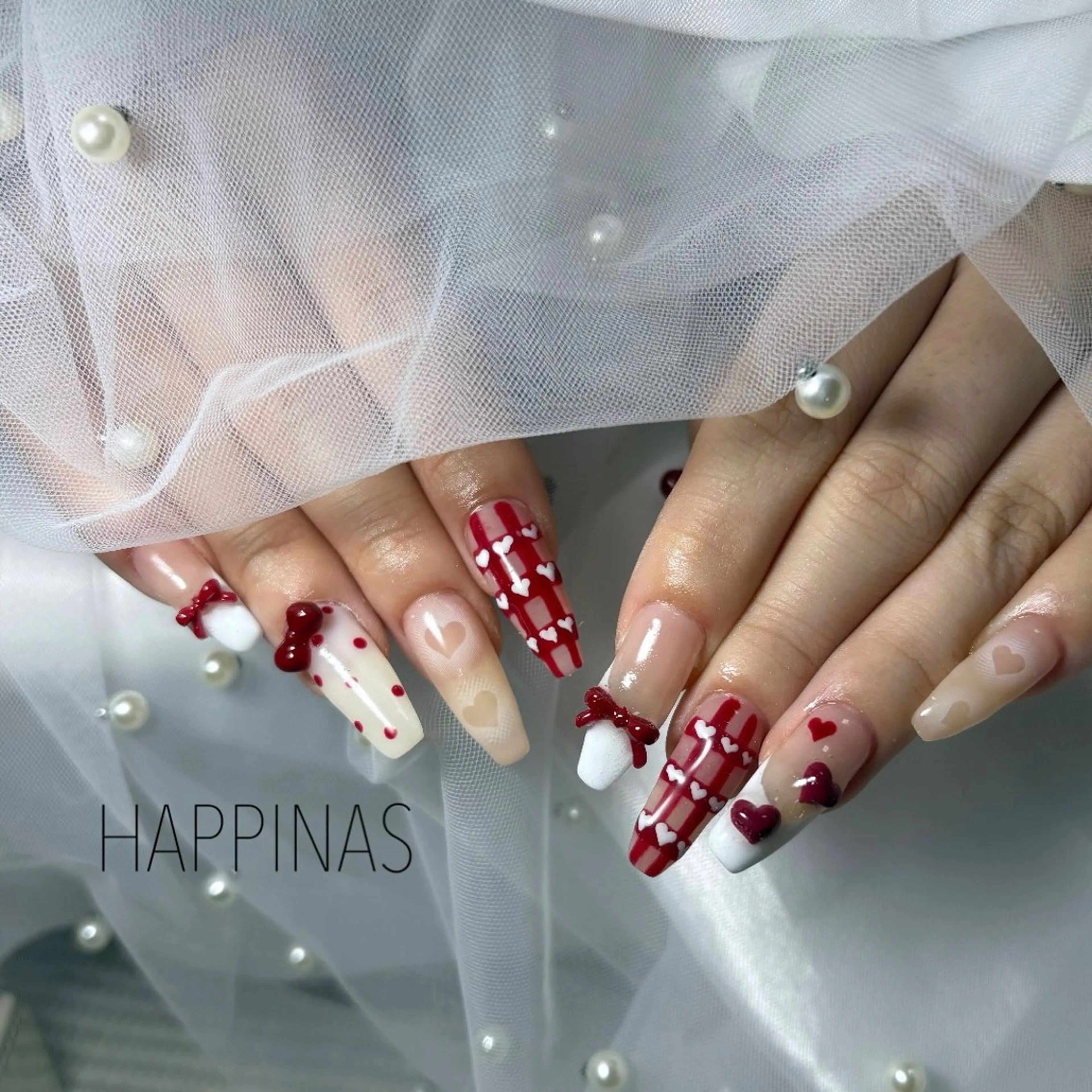 ネイル フレンチネイル リボン ハンドネイル HAPPINAS所属・HAPPINAS kotomiのネイルデザイン