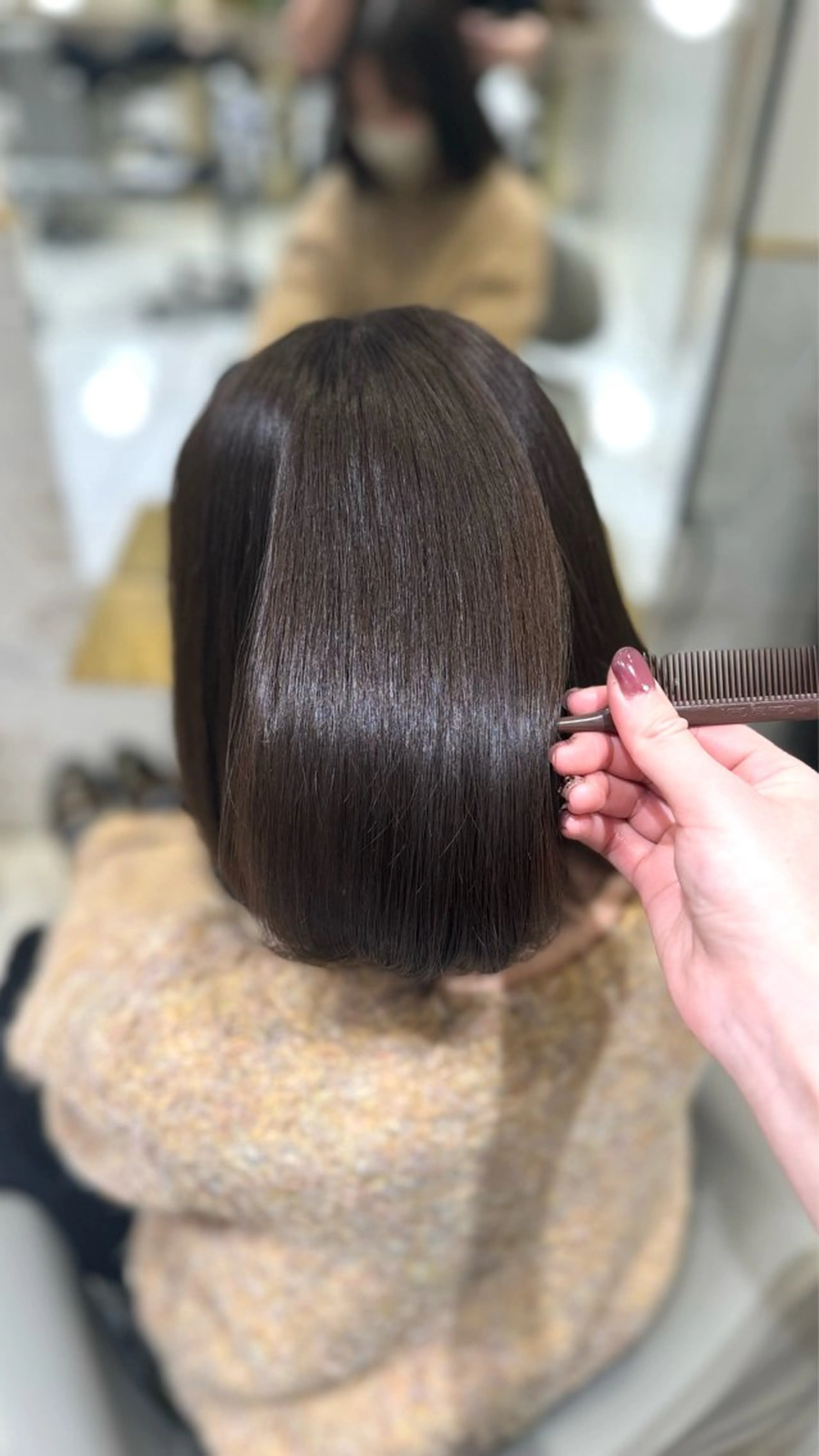 ミディアム カラー ブラウンカラー オリーブブラウン ヘアカラー costes 今井芽依のヘアスタイル