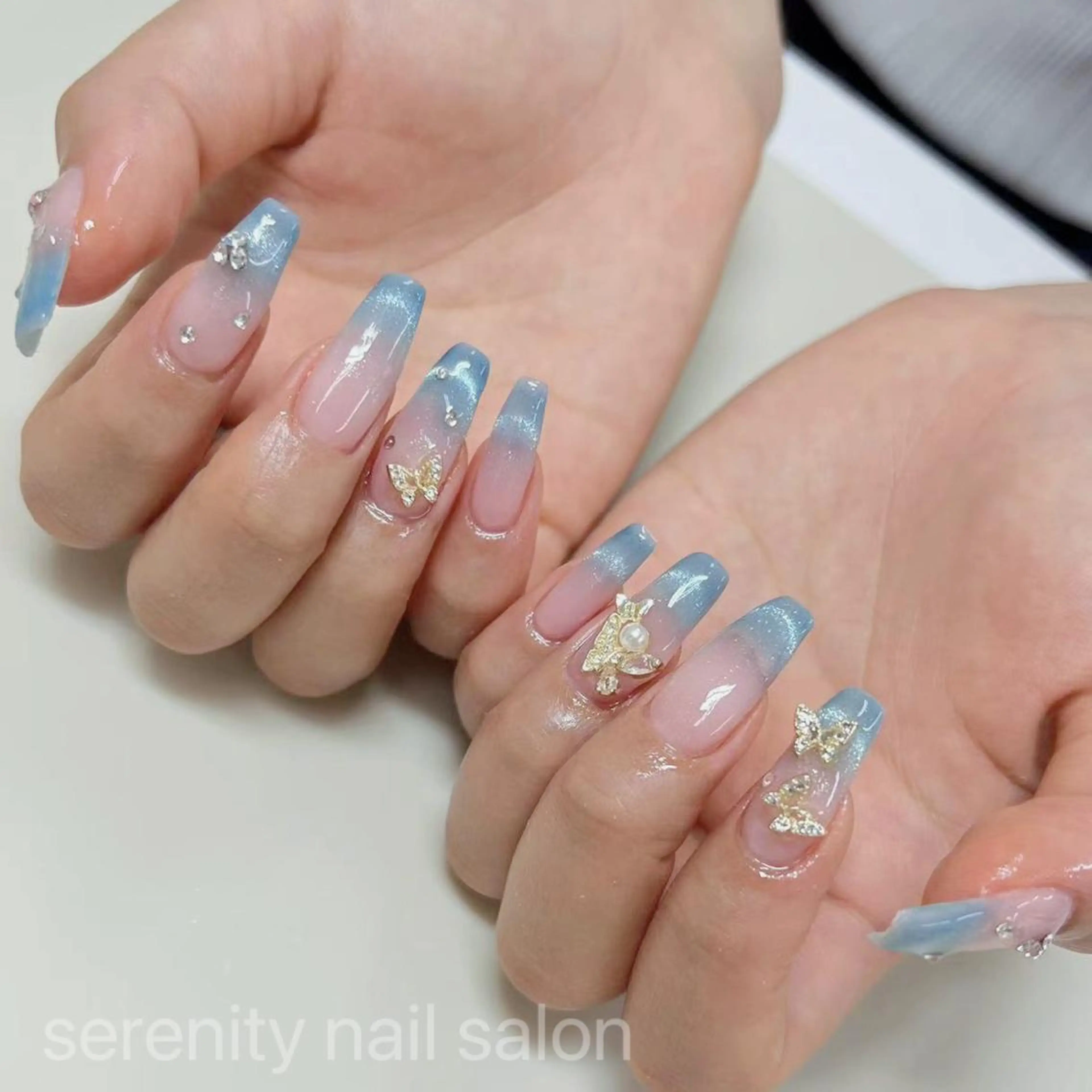 ネイル ハンドネイル ハンドケア ✨Serenity Nail salonのネイルデザイン