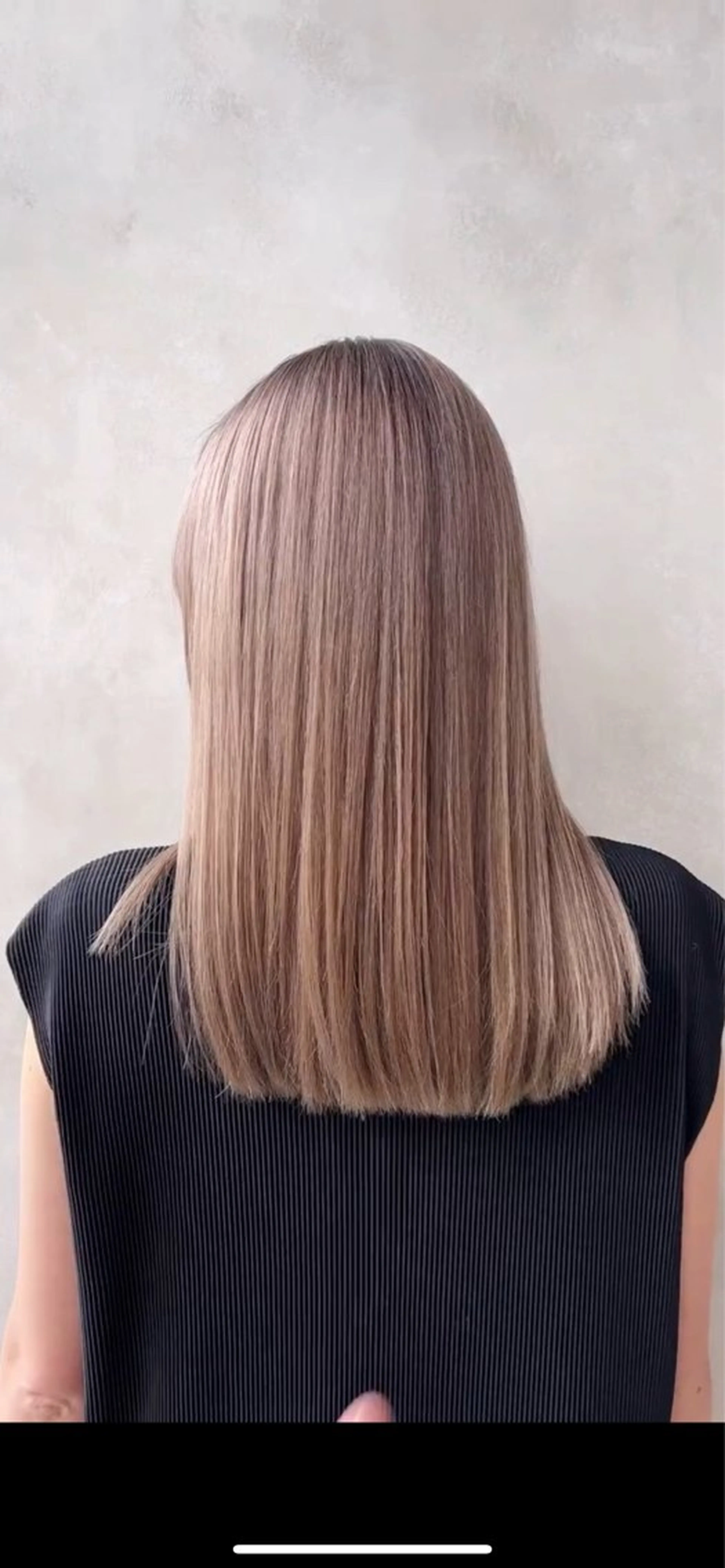 セミロング カラー ブリーチ nok所属・レイヤー/ベージュ/ どますず🌺のヘアスタイル