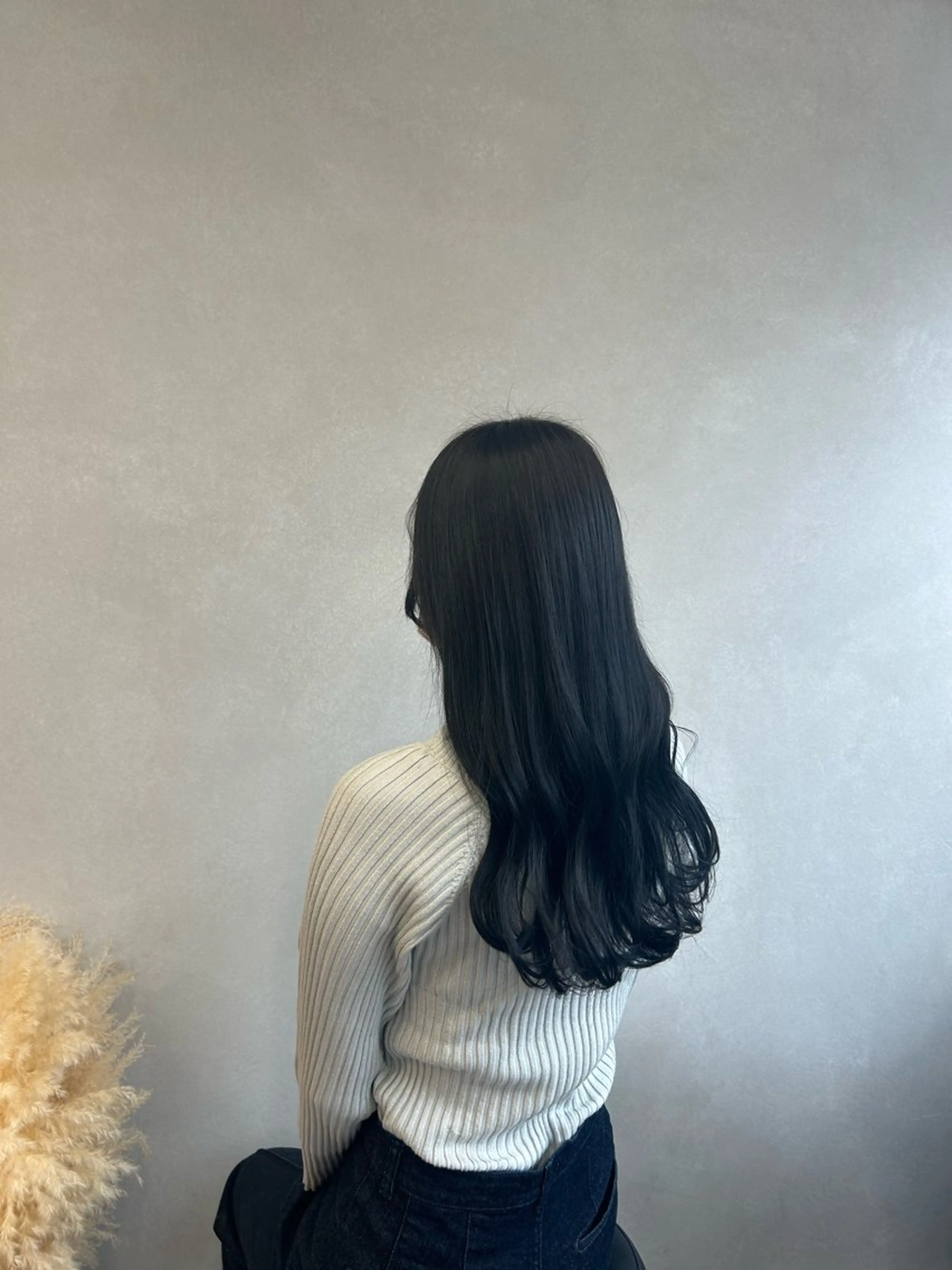 ロング カラー アッシュ ブルーカラー カット ヘアカラー トリートメント 暖色･似合わせカラー (廣石沙英🎀)のヘアスタイル