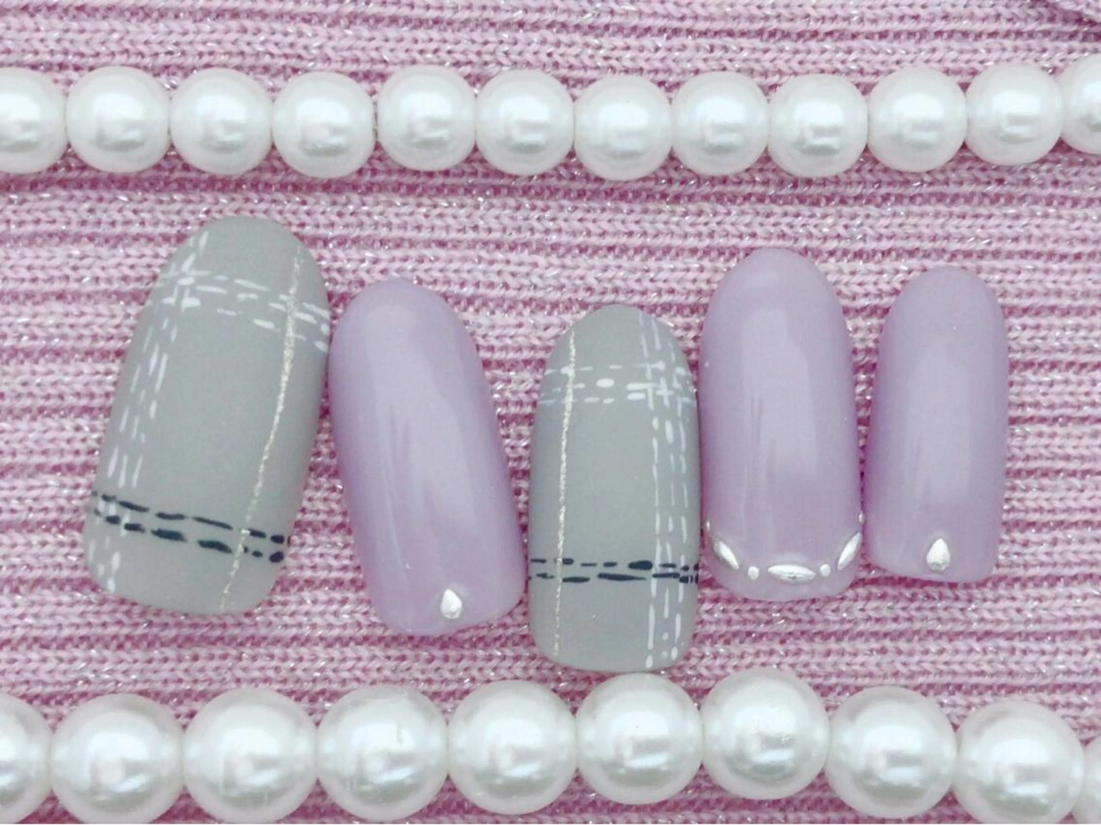 ネイル ストーンネイル Verest 西荻窪のネイルデザイン