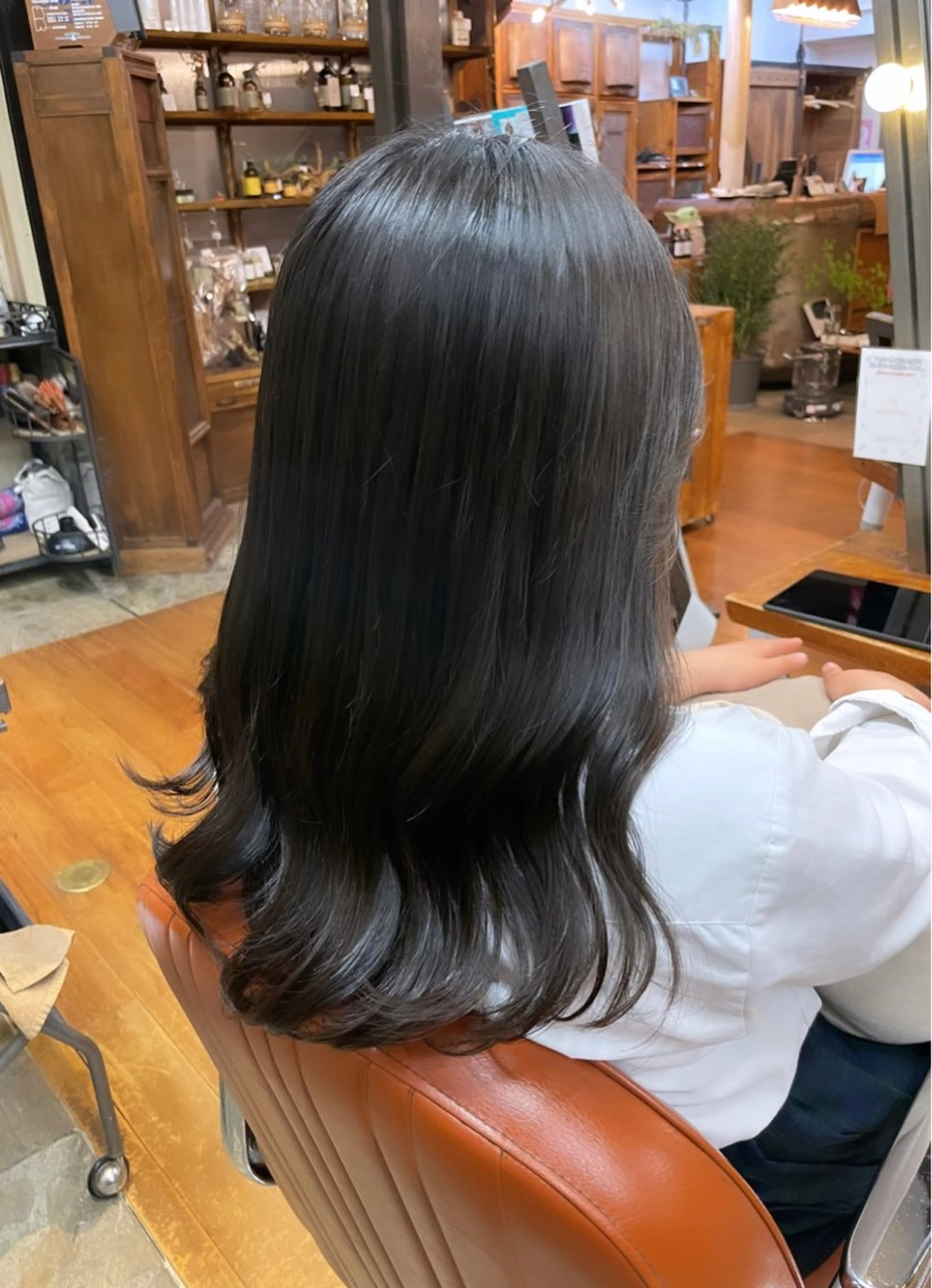 セミロング ayaka |トレンドヘアのヘアスタイル