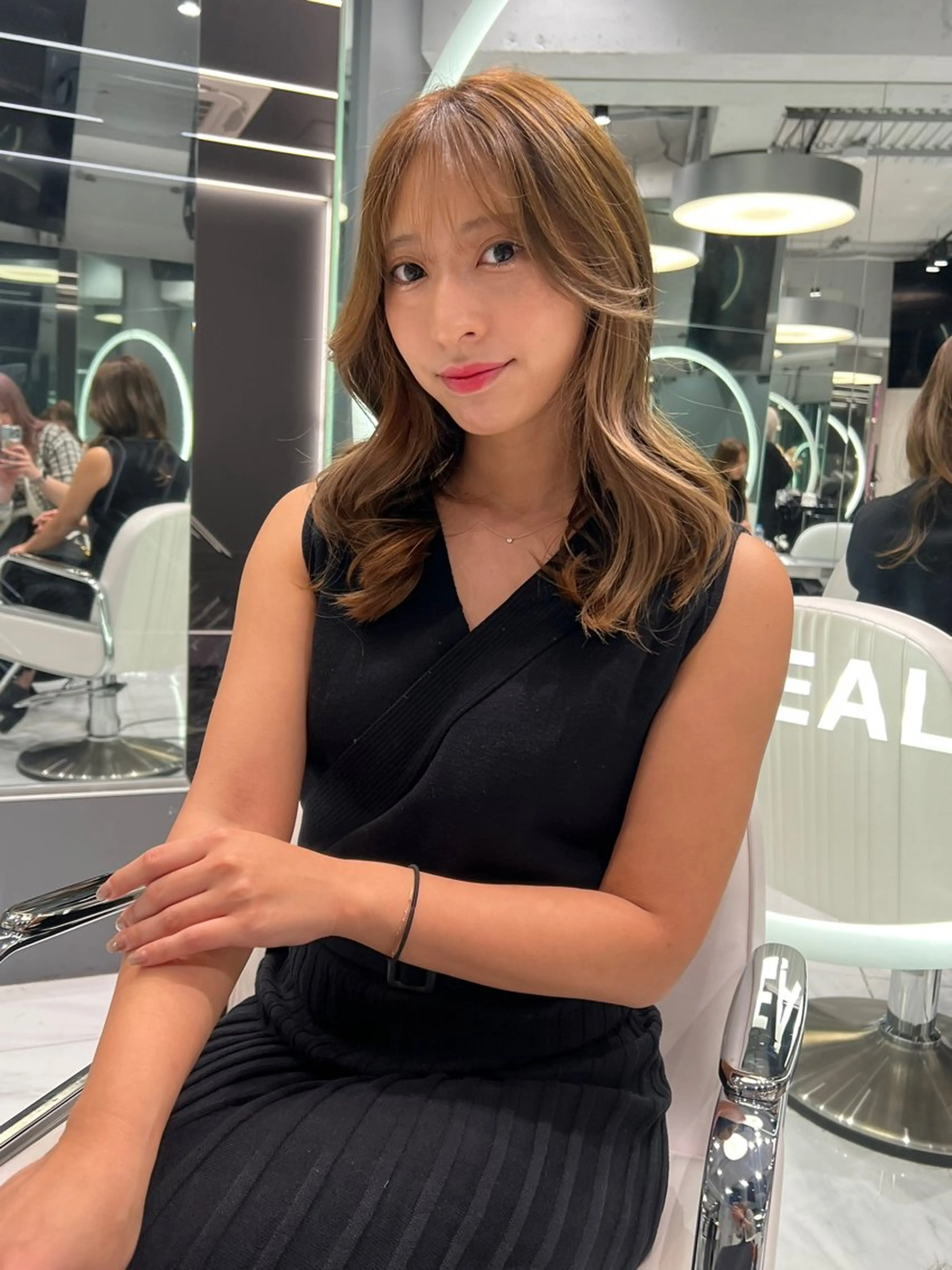 セミロング REDEAL SHIBUYA所属・maya/レイヤー カット/ミインパーマのヘアスタイル