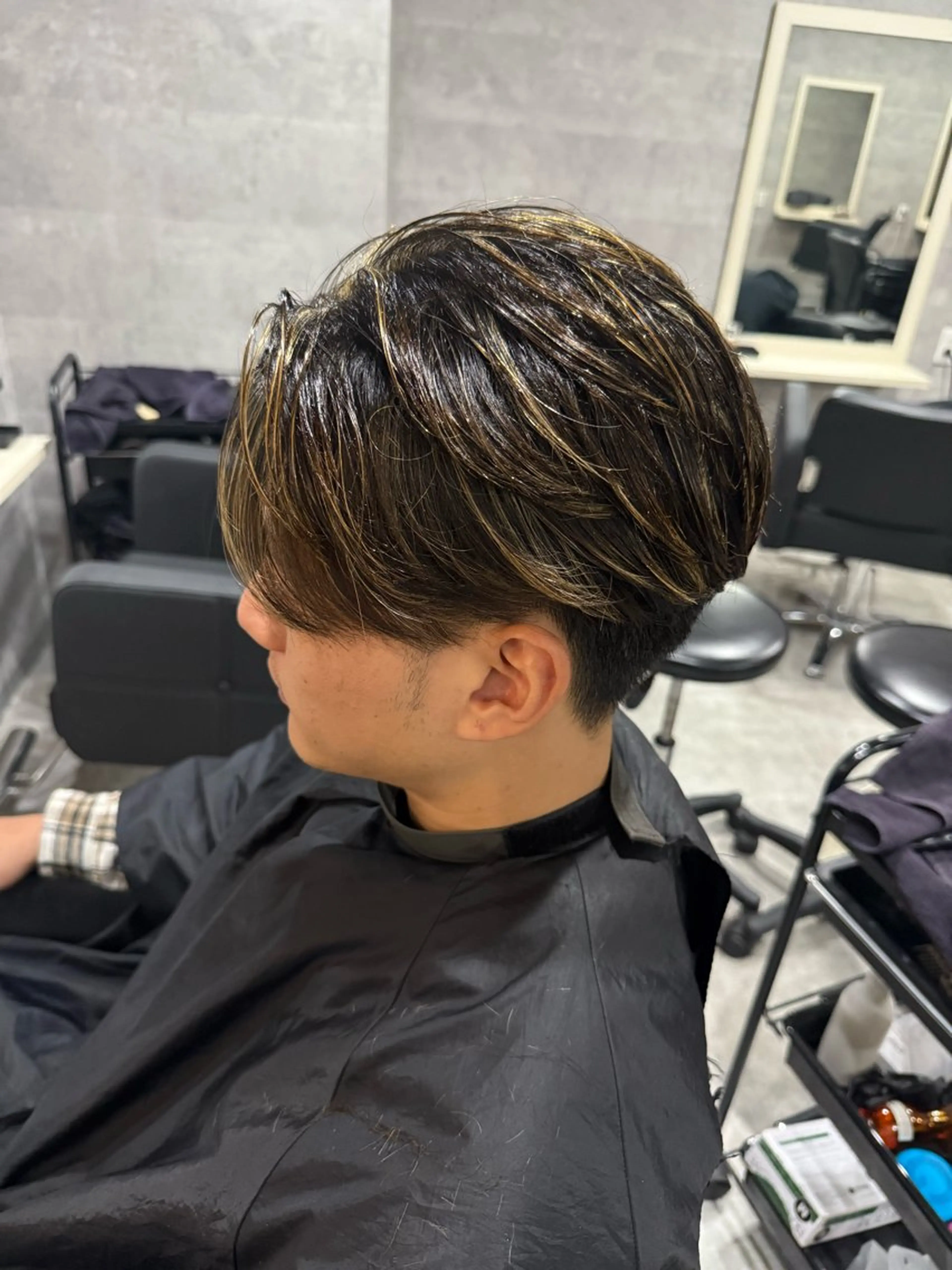 【メンズ】カット、カラー、ハイライトの写真