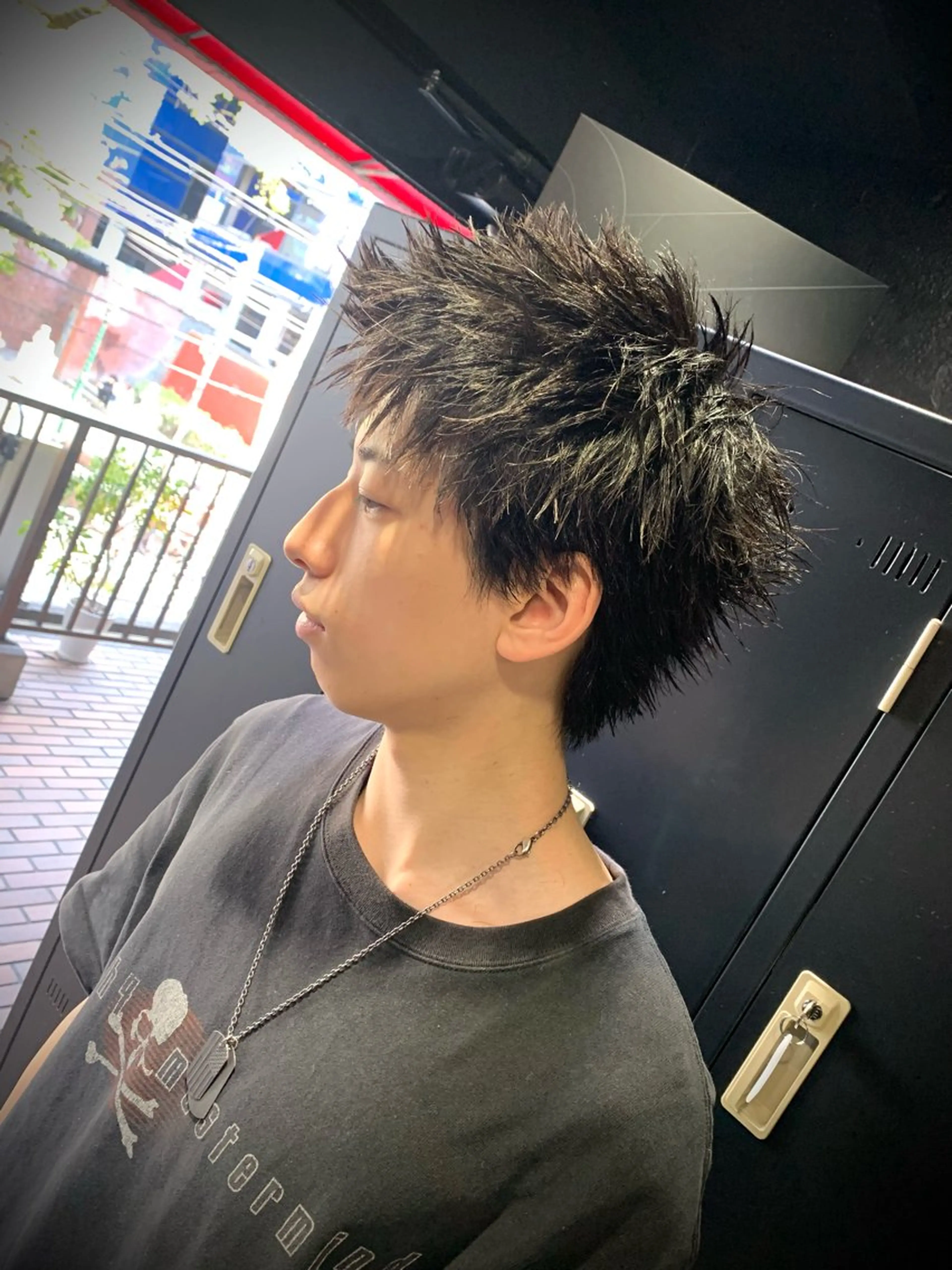 ショート メンズ スパイキーショート ショートヘア カット ヘアセット メンズパーマ/難波/ 心斎橋　室園亮佑のヘアスタイル