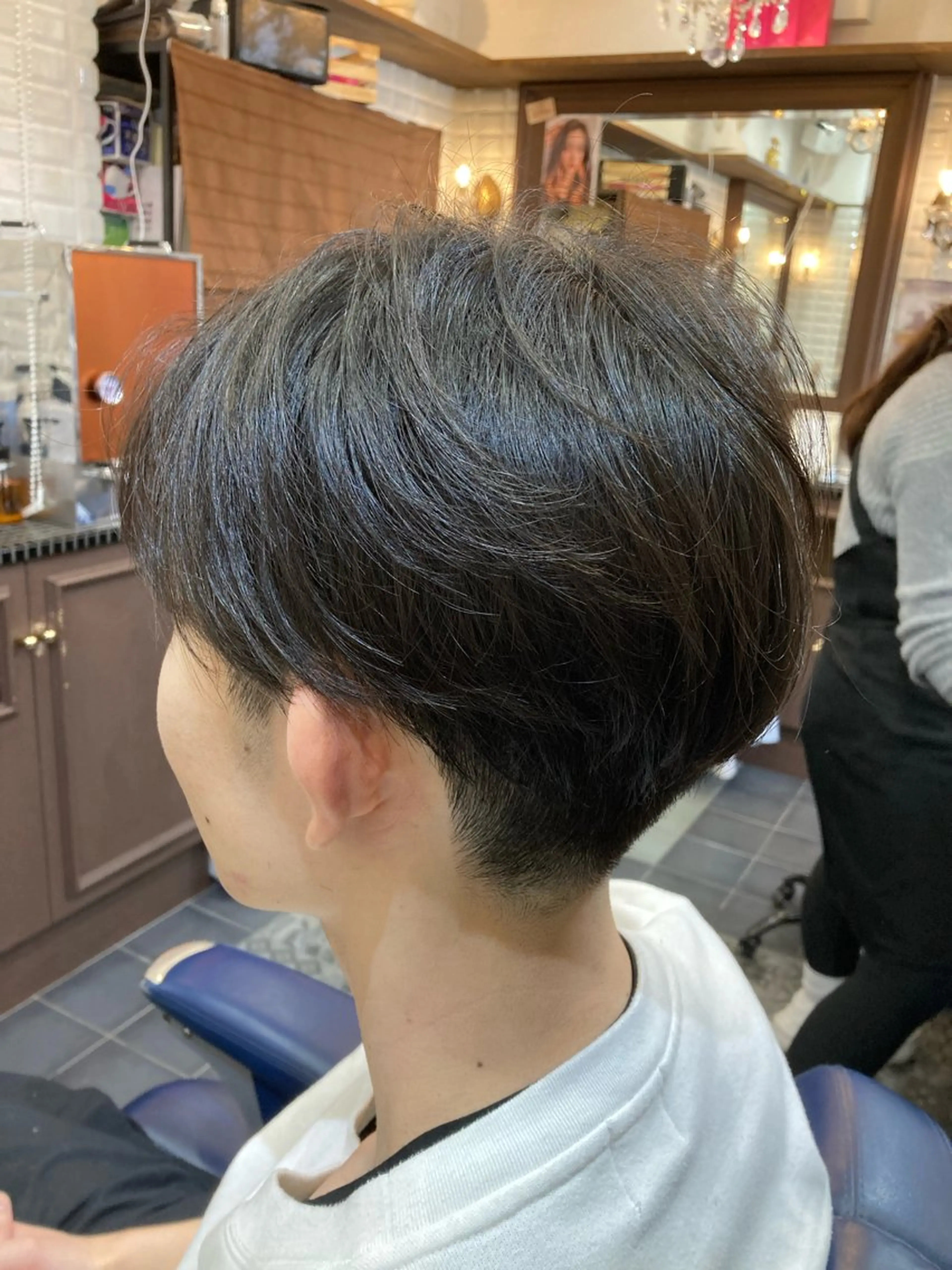 ショート メンズ センターパート 刈り上げ カット ルピナス中田店長 山口大地のヘアスタイル