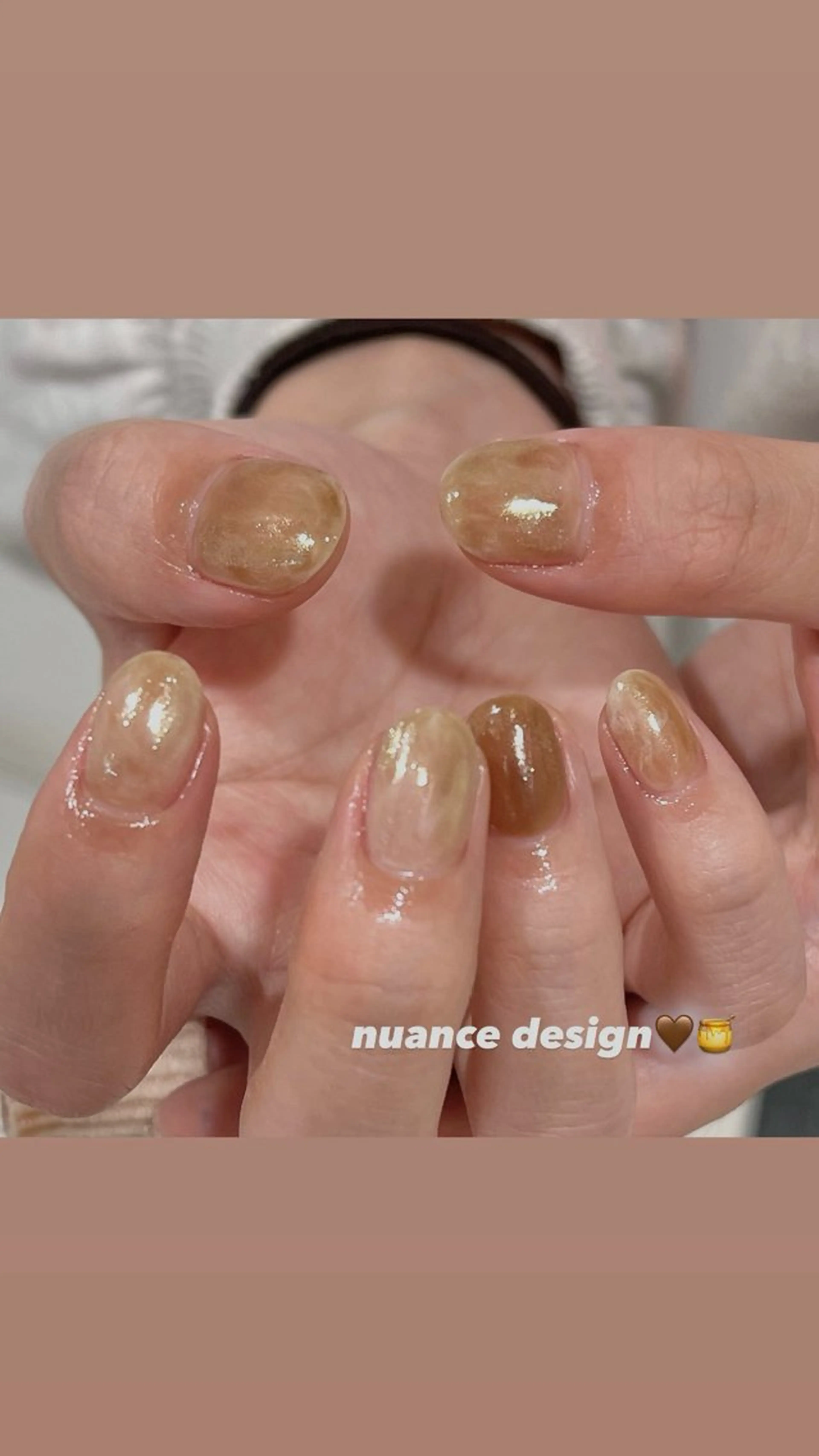 ネイル ミラーネイル ニュアンスネイル ハンドネイル 🎀チーク/ちゅるん 🫧chisa🎀のネイルデザイン