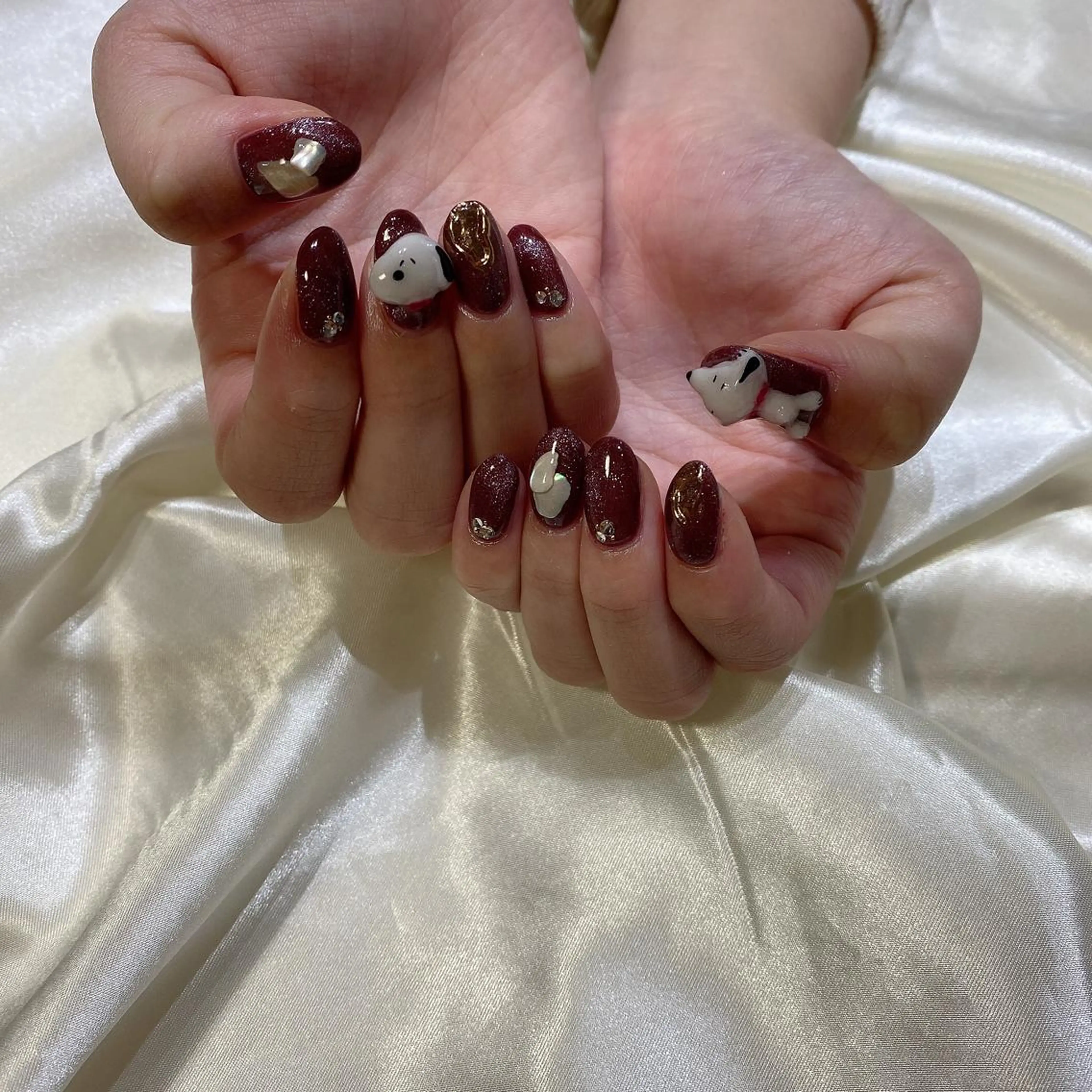 ネイル ハンドネイル 西岡 杏のネイルデザイン