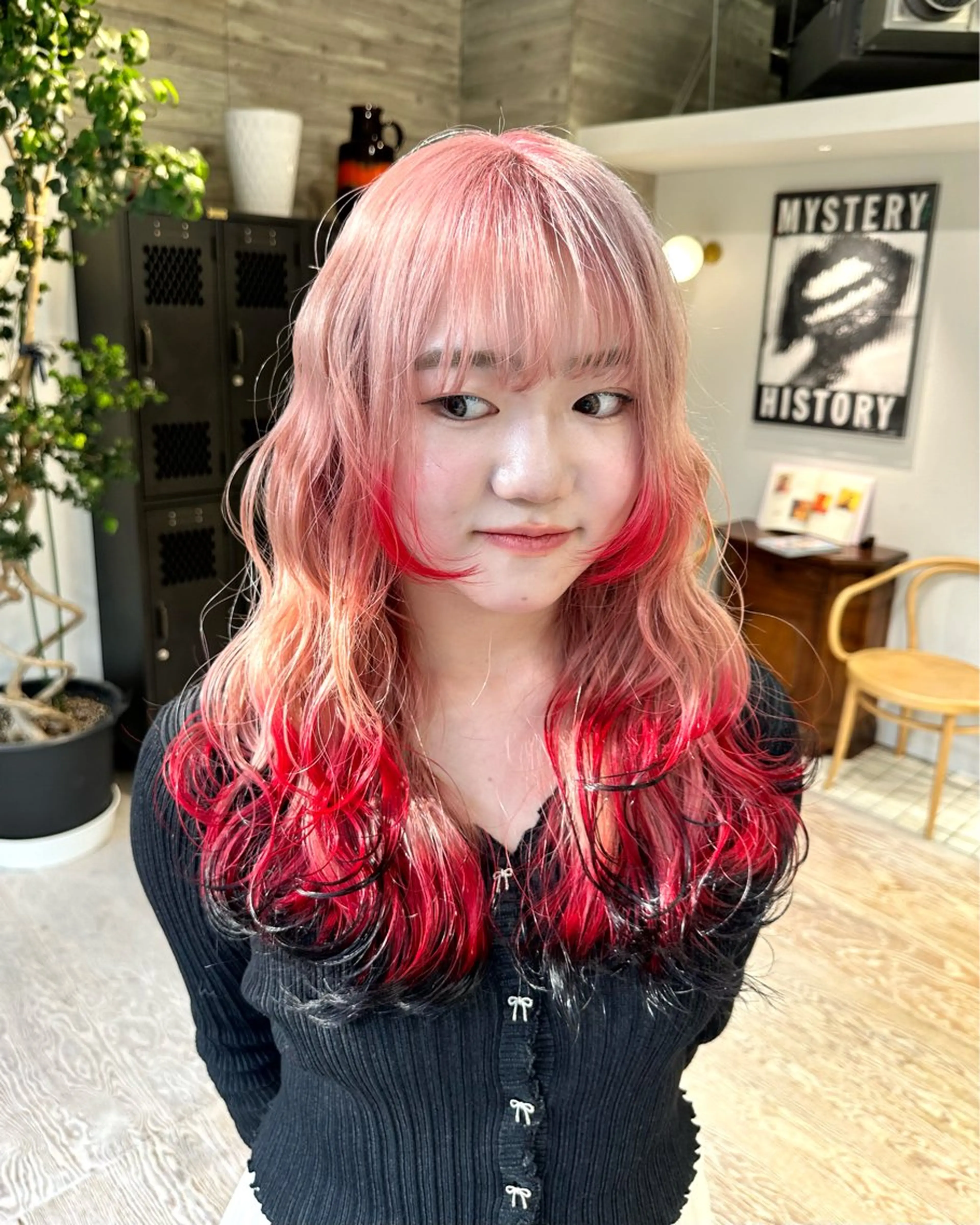 カラー 抜きっぱなしブロンド ササキカズマのヘアスタイル