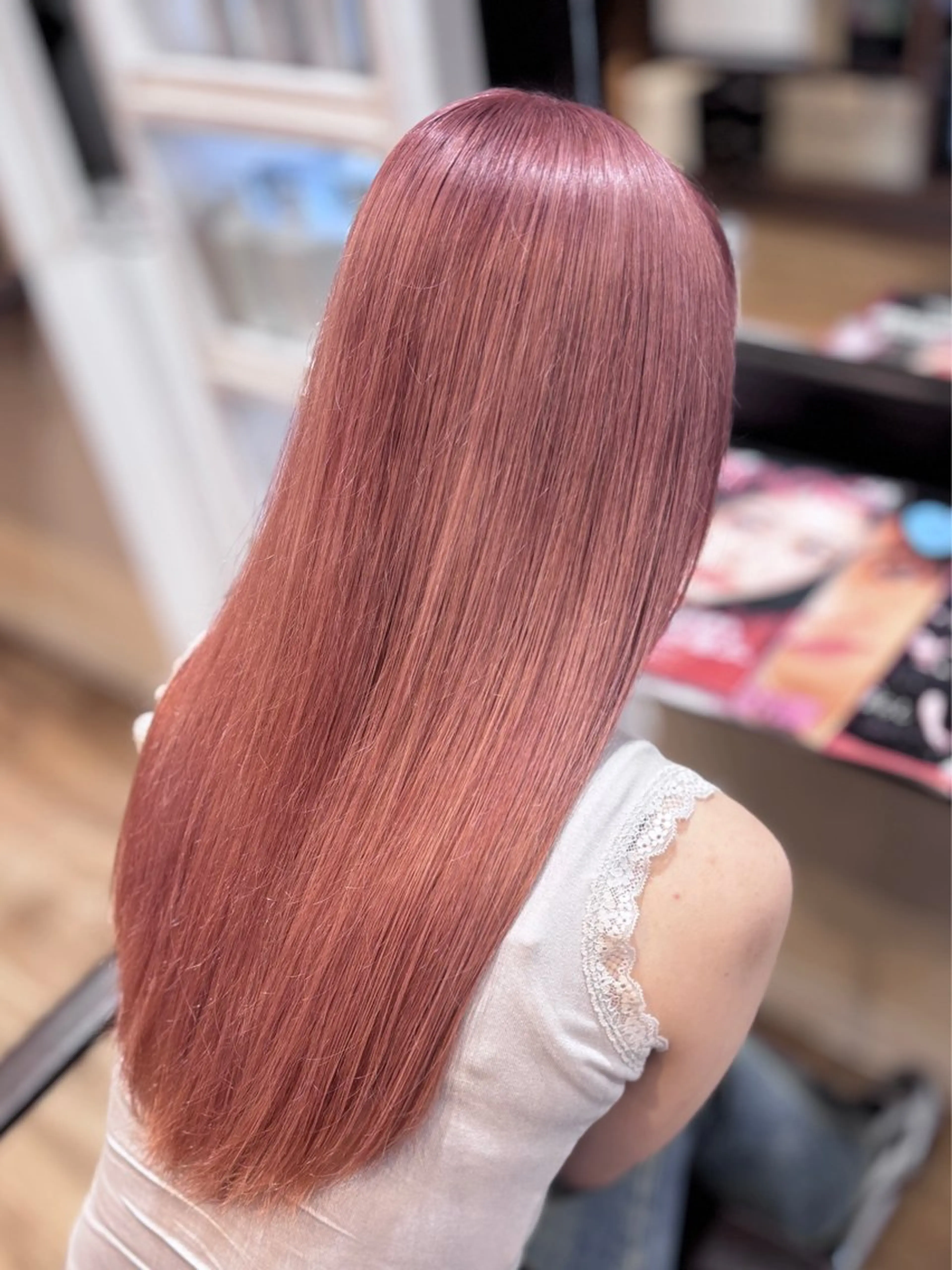 ロング カラー ブリーチ ピンクカラー ヘアカラー ArayZ沖館店所属・北山 希乃花のヘアスタイル