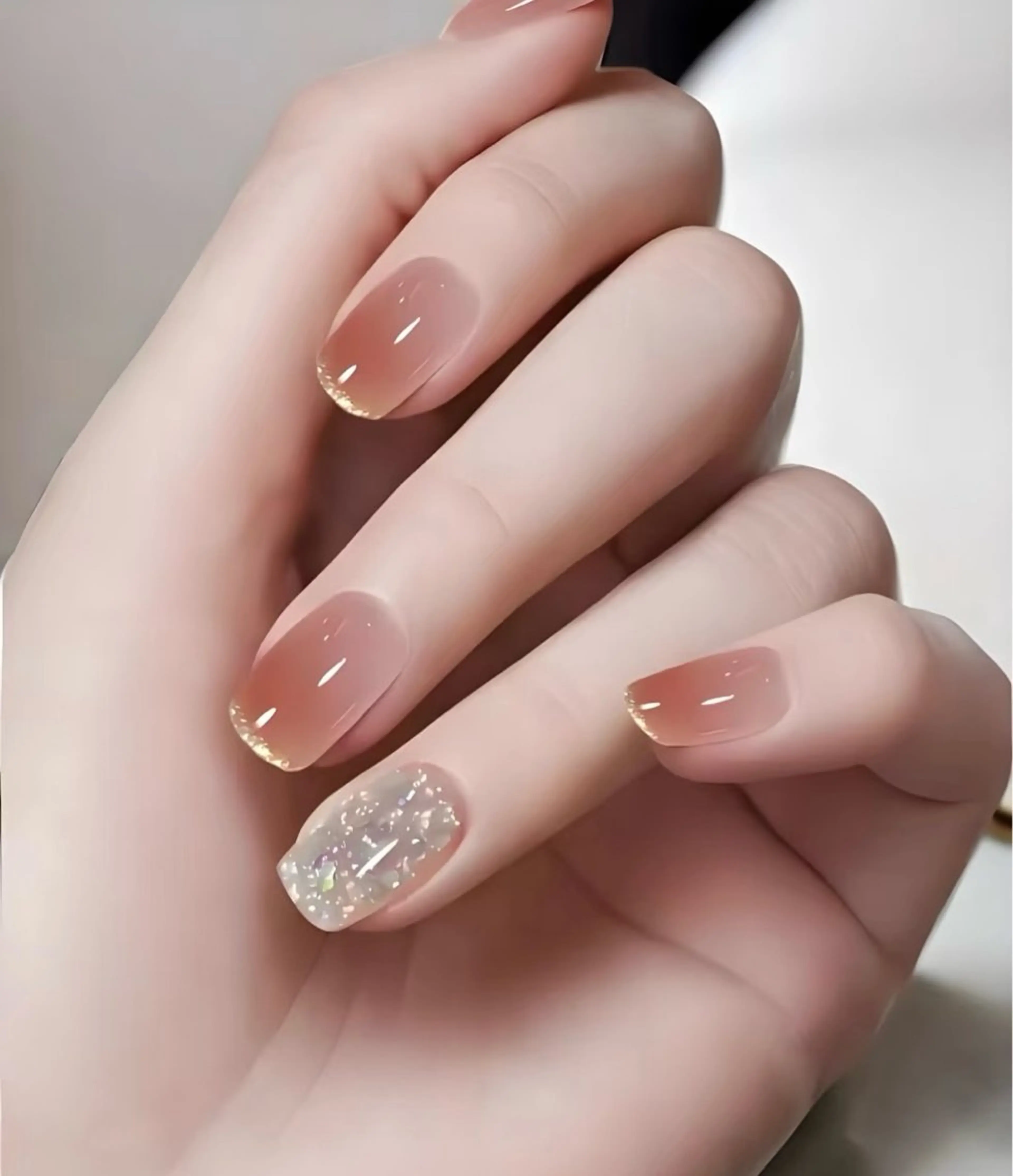 ネイル 高木 維麗絲のネイルデザイン