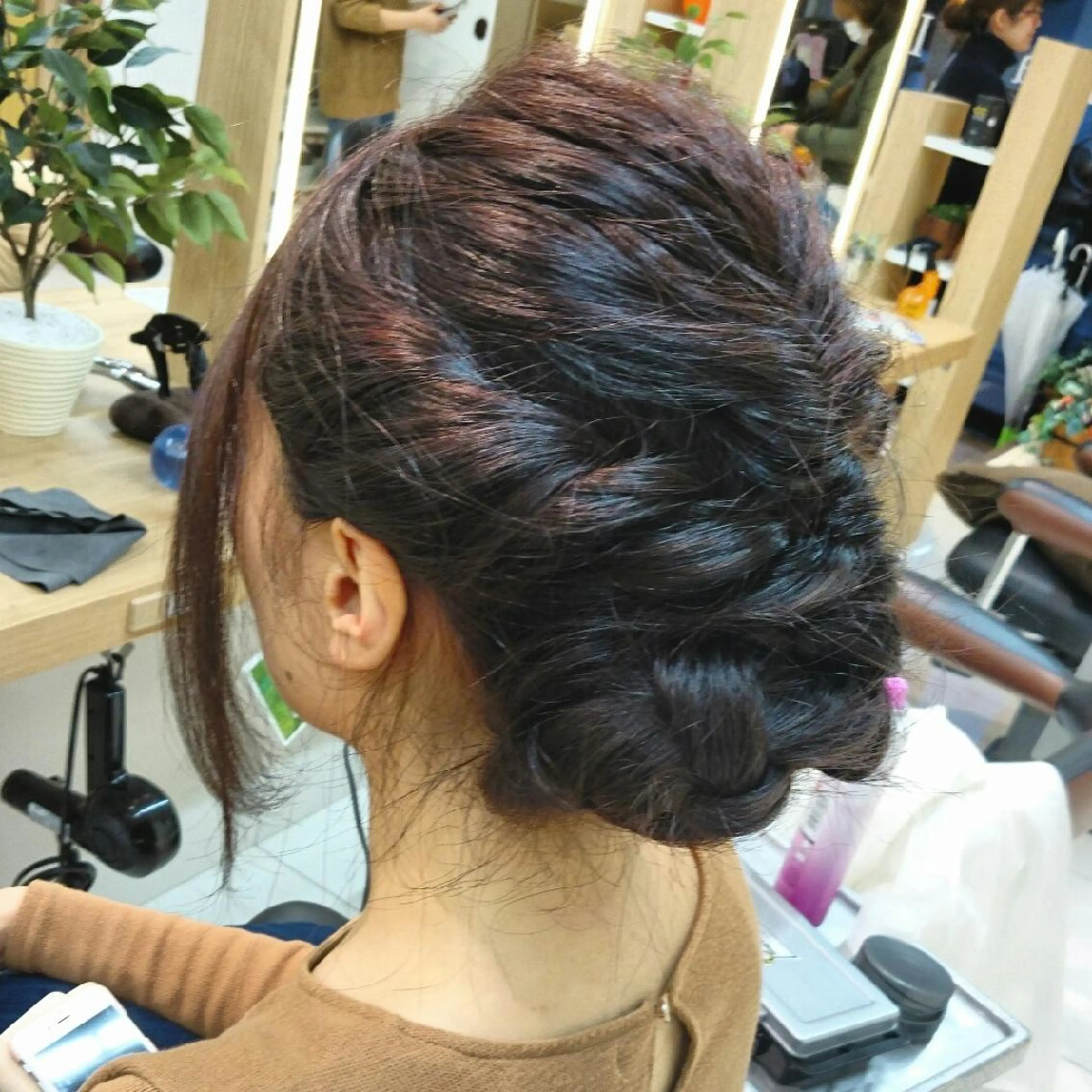 ヘアアレンジ ロング 透明感ハイライト◎ 伊藤夏海のヘアスタイル