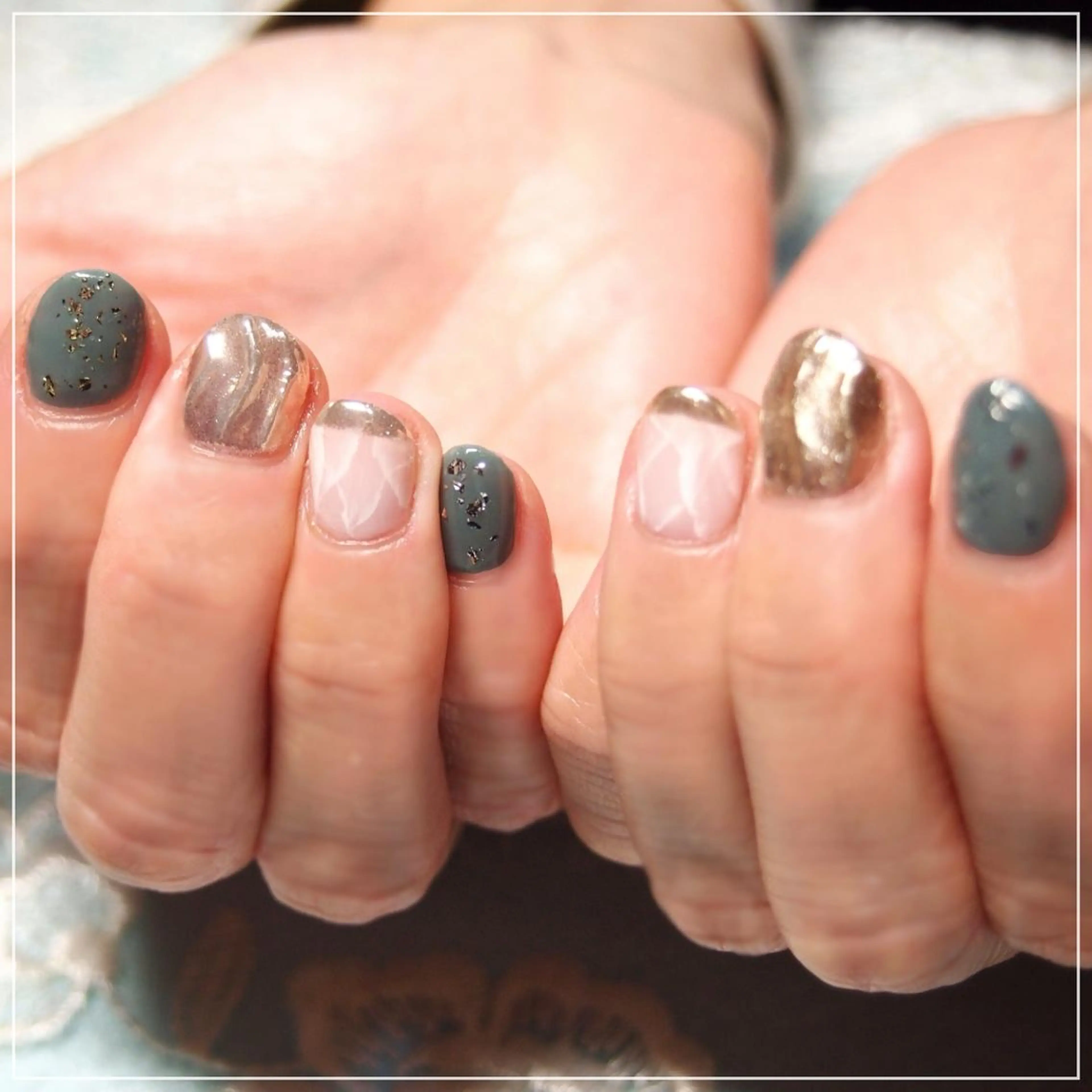 ネイル 山田 麻衣のネイルデザイン