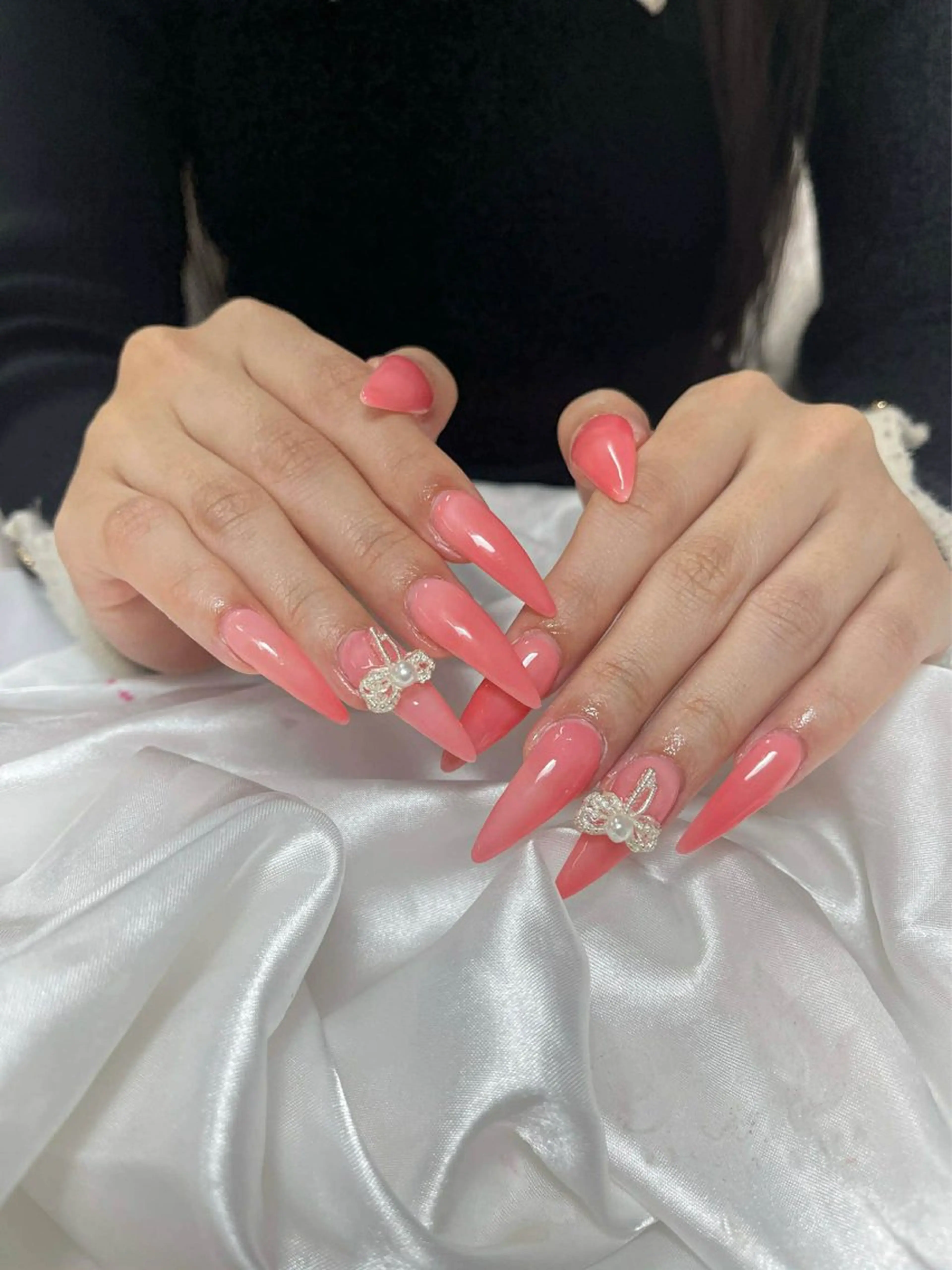 ネイル オーロラネイル ブラウン チークネイル 成人式 フットネイル Huyn Nail Studio所属・Huyn Nail Studioのネイルデザイン