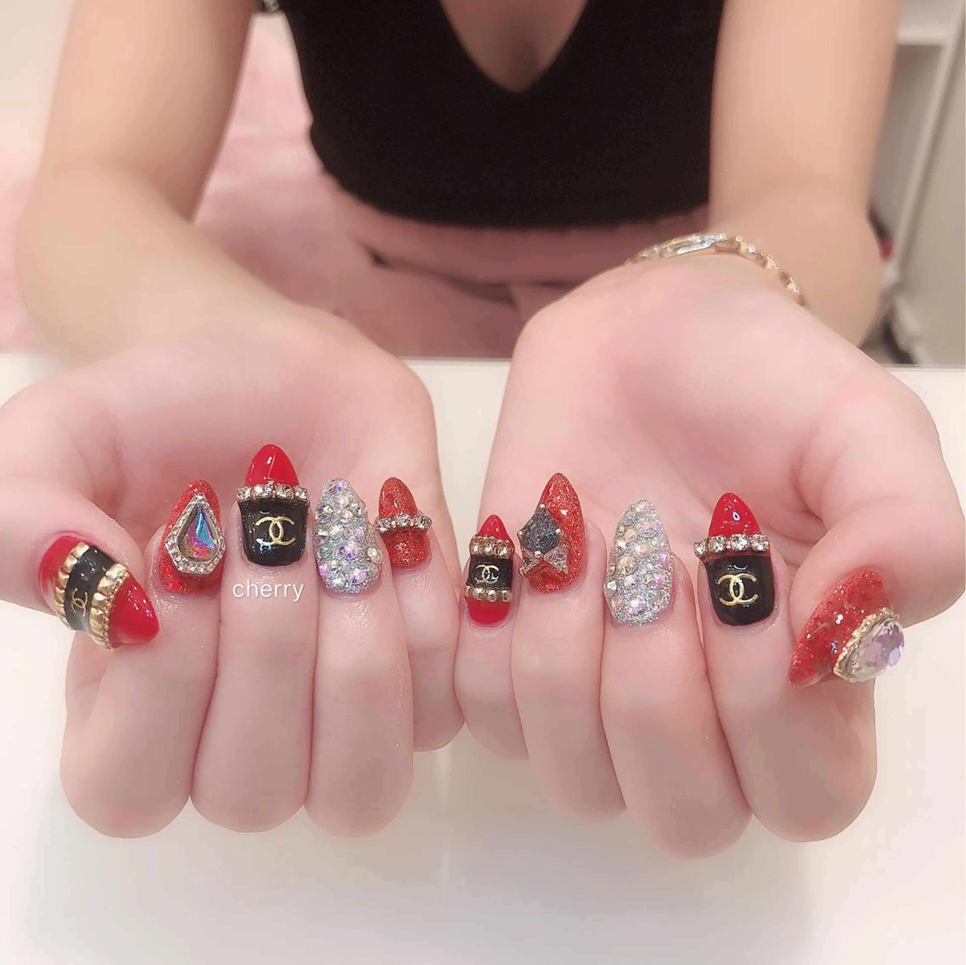 ネイル ジェルネイル SAKURA 🍒のネイルデザイン