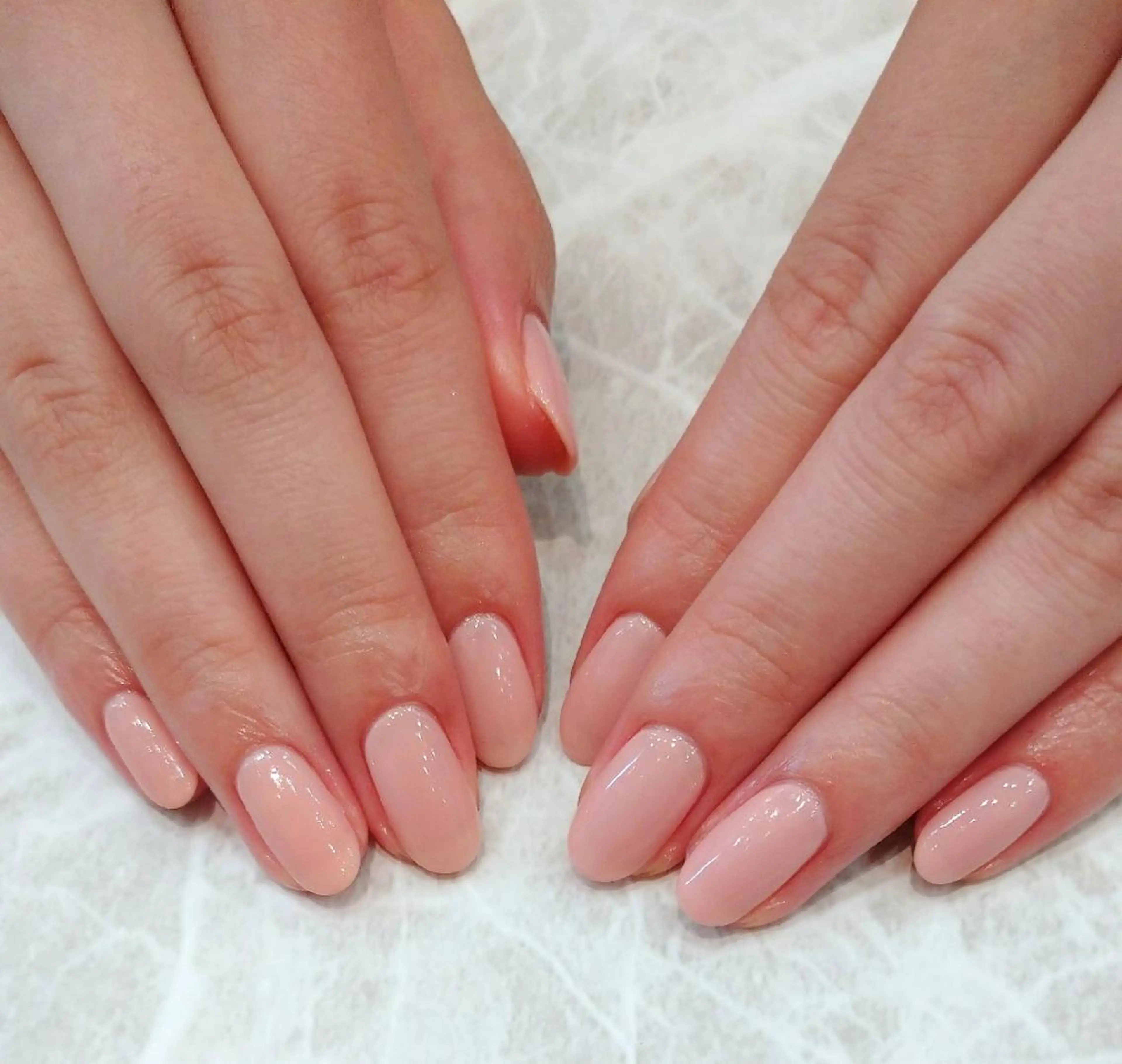 ネイル ジェルネイル オフィスネイル ワンカラーネイル パラジェル ピンク ハンドネイル 會田 瑠衣のネイルデザイン