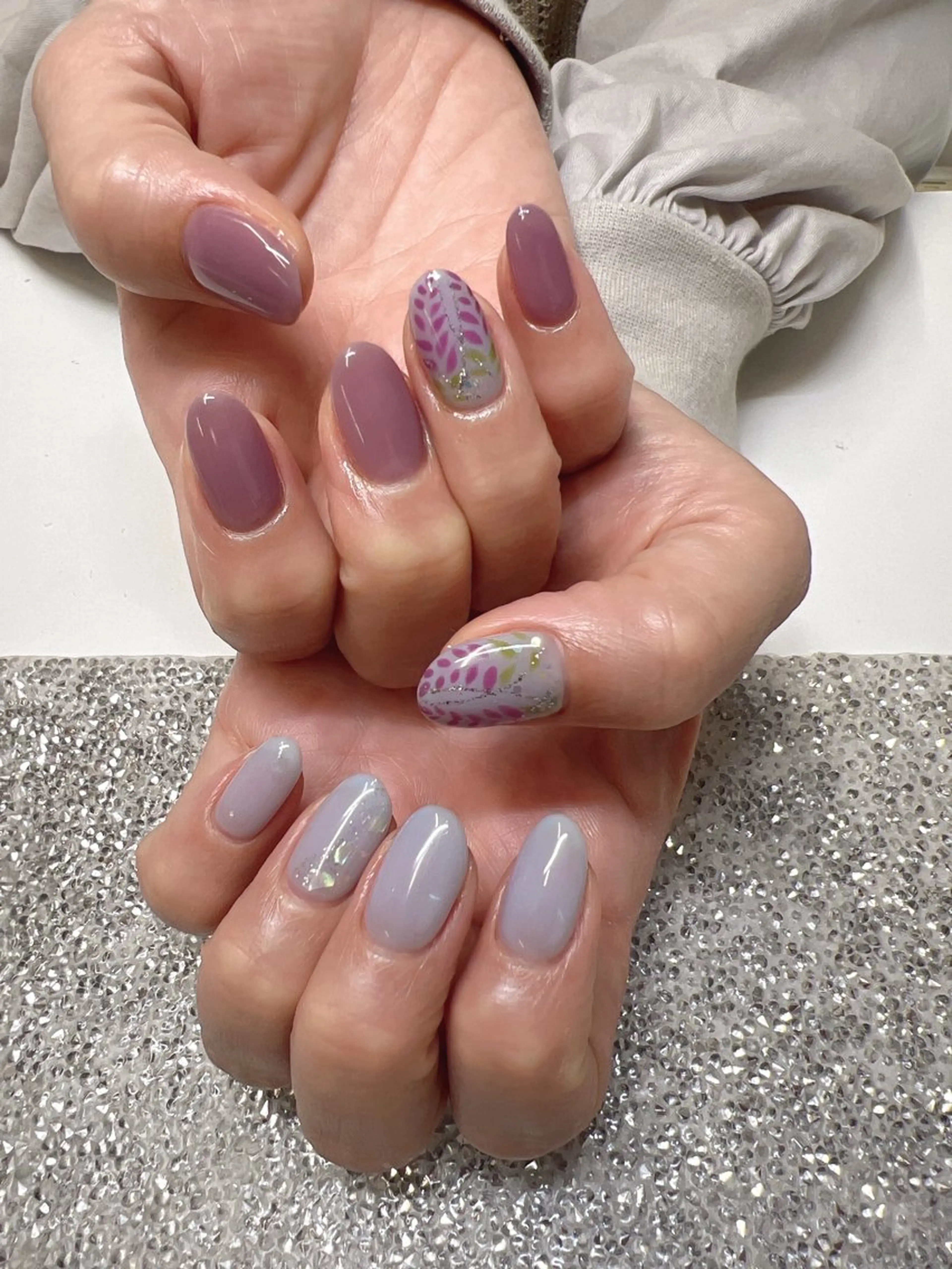 ネイル Guarendo錦糸町店所属・ガレンドウ 白澤 愛子のネイルデザイン