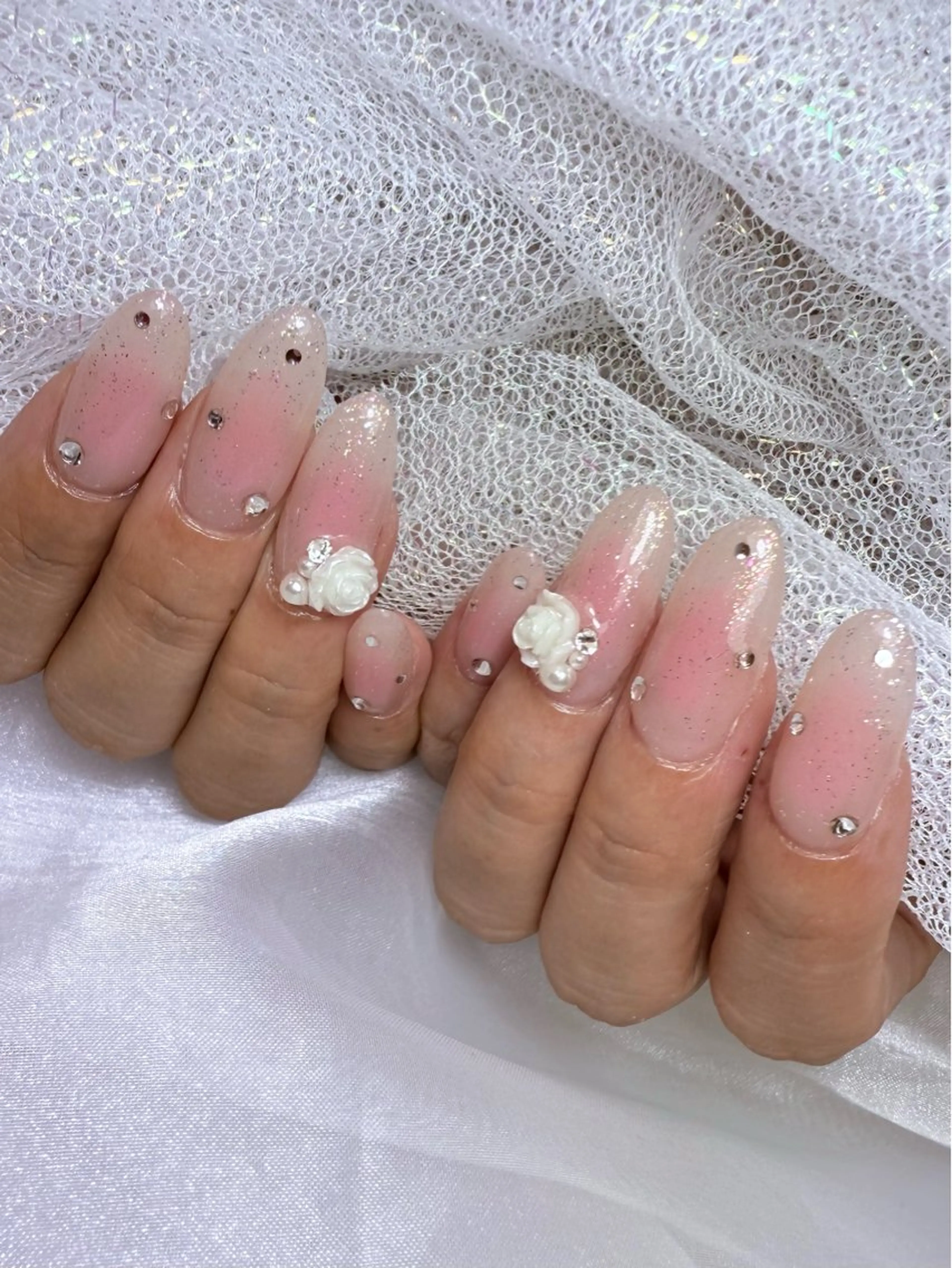ネイル アートネイル チークネイル 長さ出し ガーリー 韓国ネイル Nail salon アトリエジョワ　金山のネイルデザイン