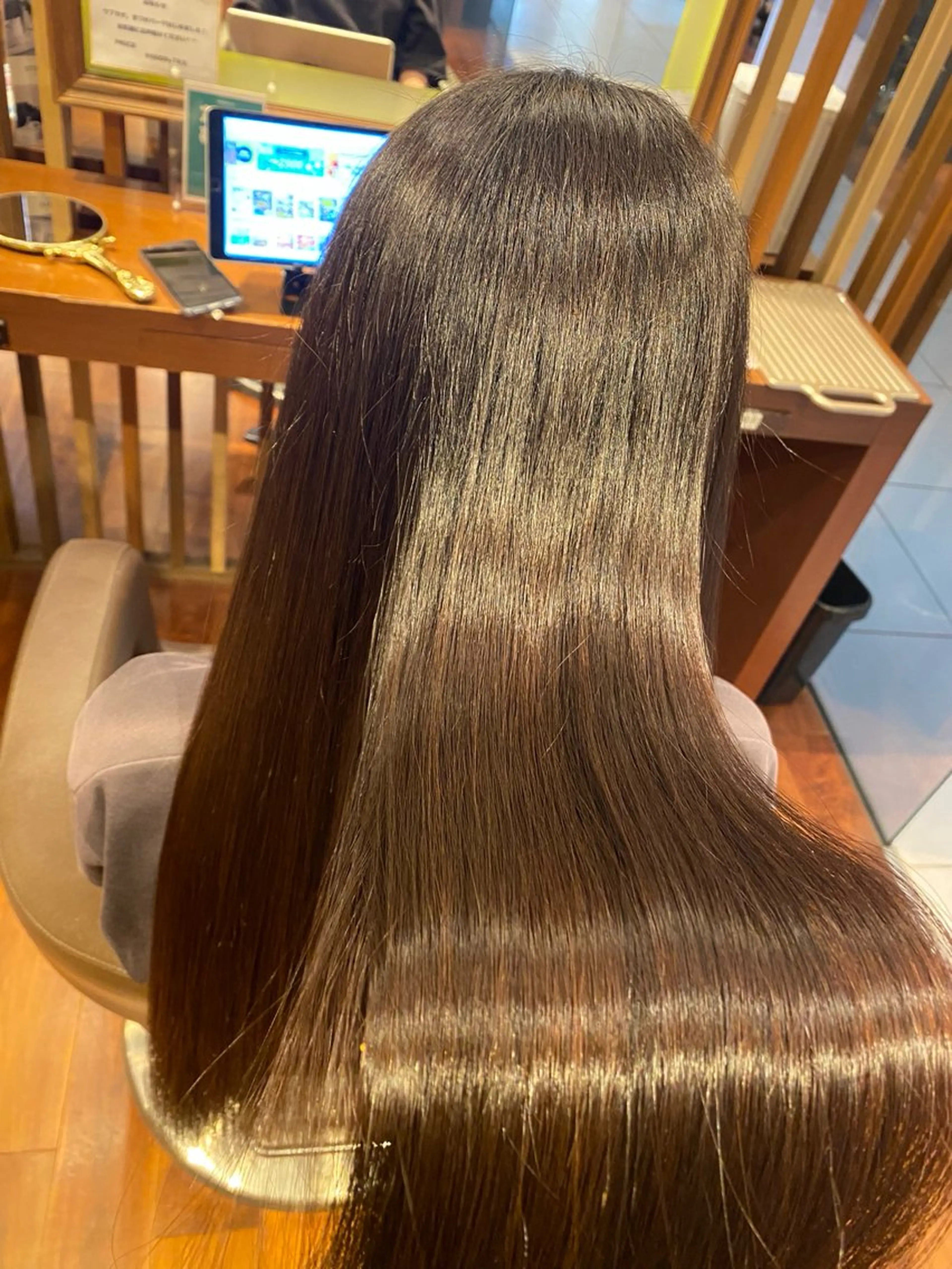 ロング カット 縮毛矯正 オーガニックカラー/ 髪質改善/暗髪/ボブのヘアスタイル