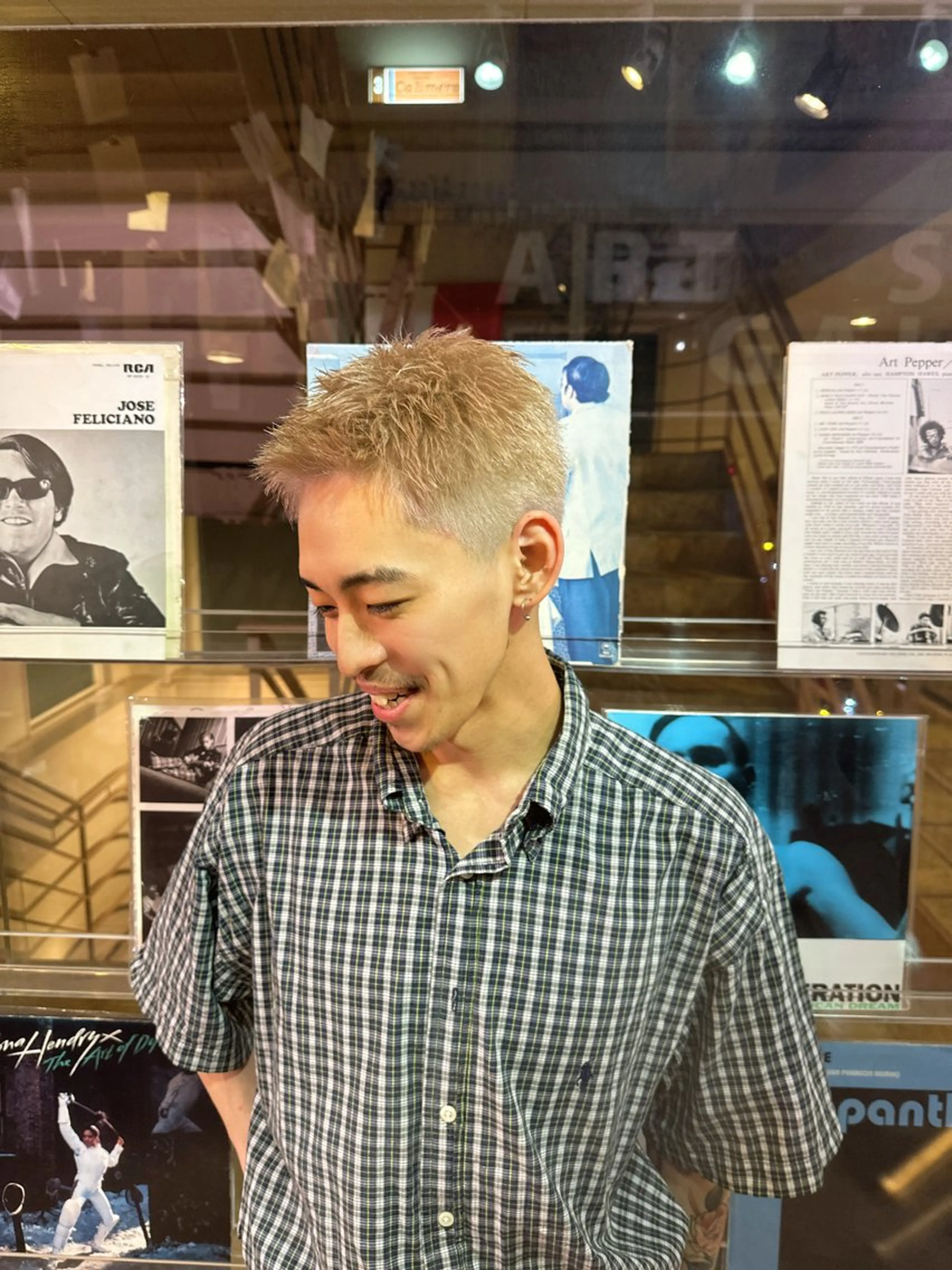 メンズ メンズブリーチ カット ヘアカラー misato | 神戸元町のヘアスタイル