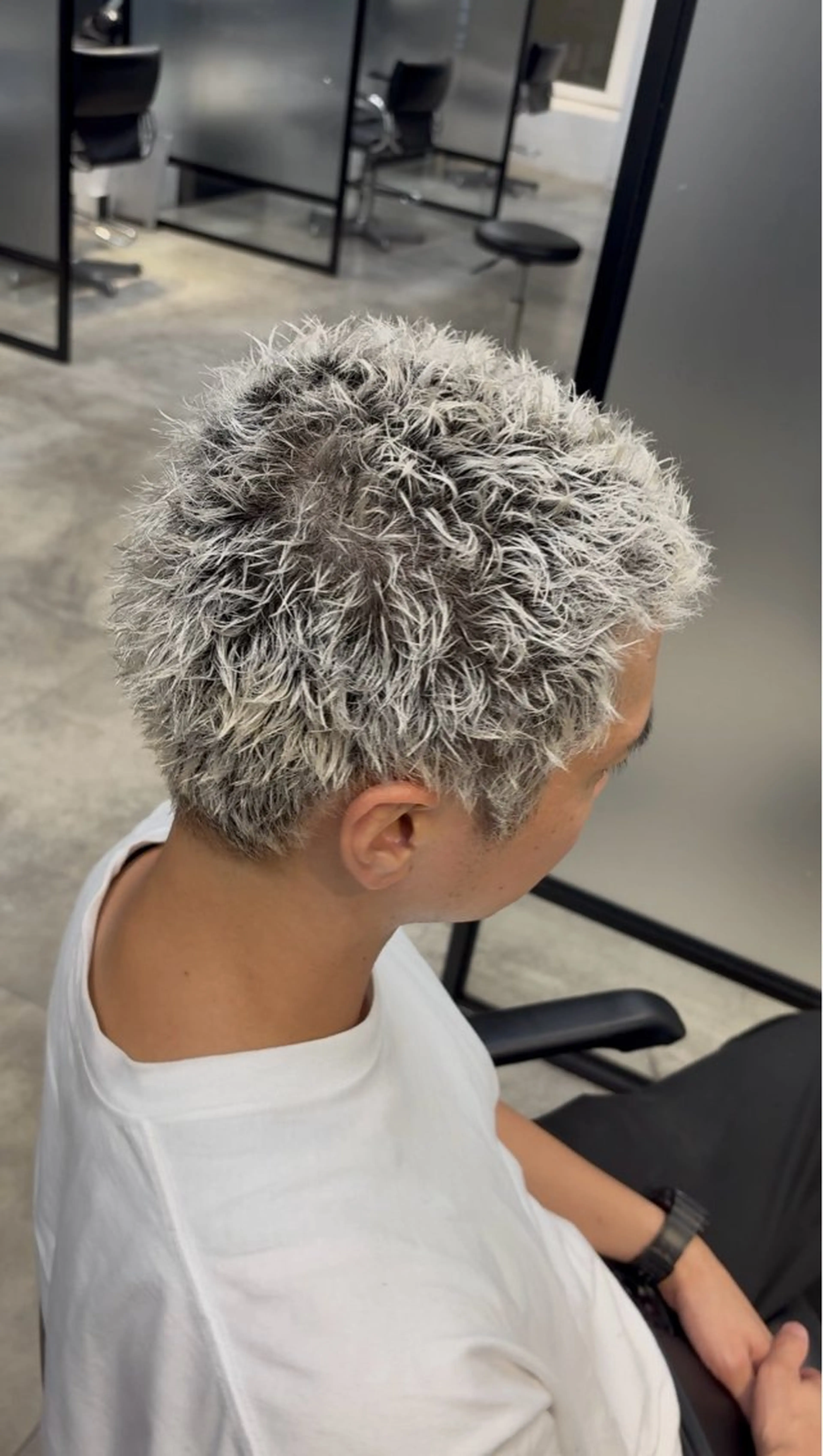 【イージーパーマ】パンク、ドリル（ブリーチあり）の写真