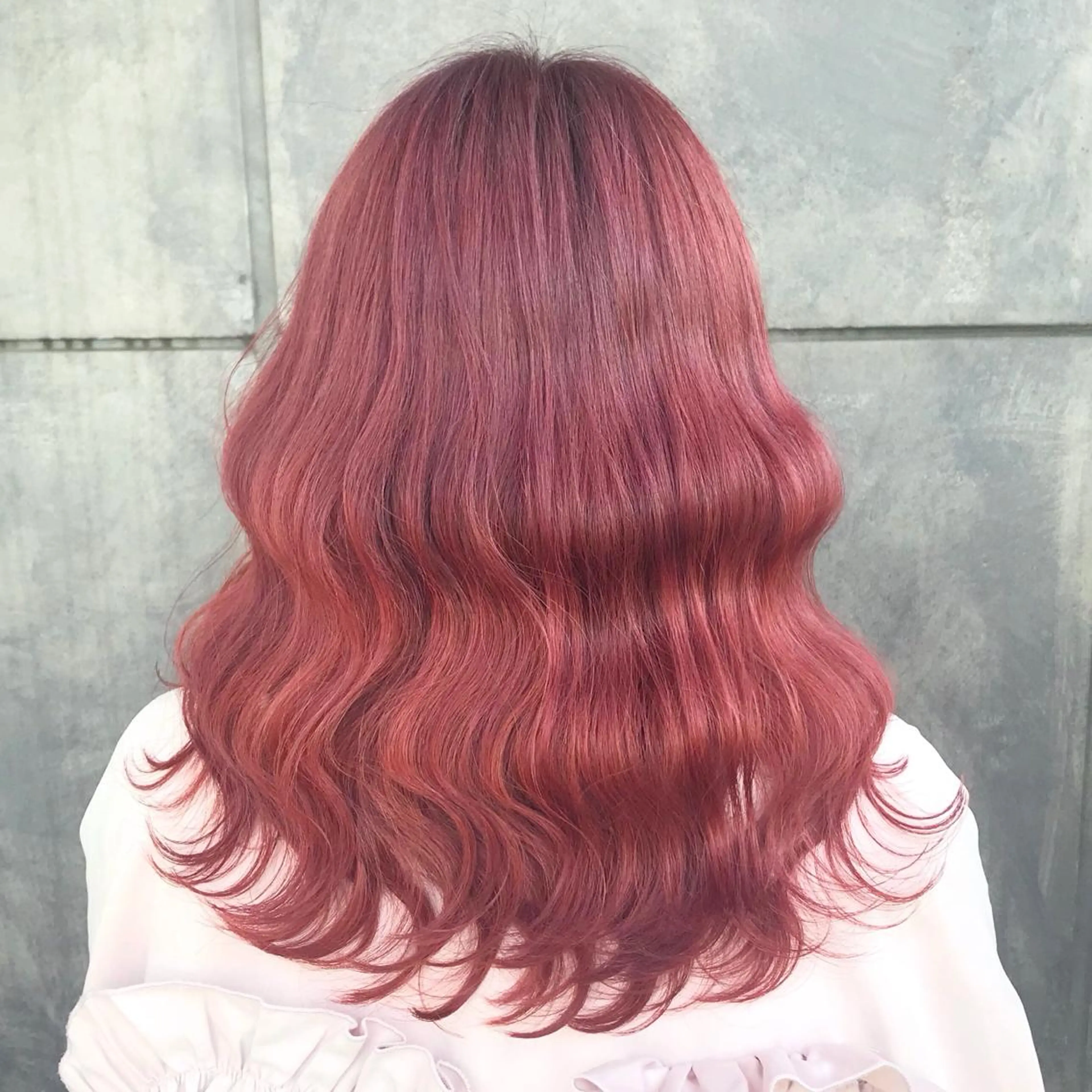 セミロング カラー ブリーチ タンバルモリ ヨシンモリ ムルギョル巻き 韓国風ヘア サロウィン所属・K-POP好き美容師 🇰🇷Kai.Yのヘアスタイル