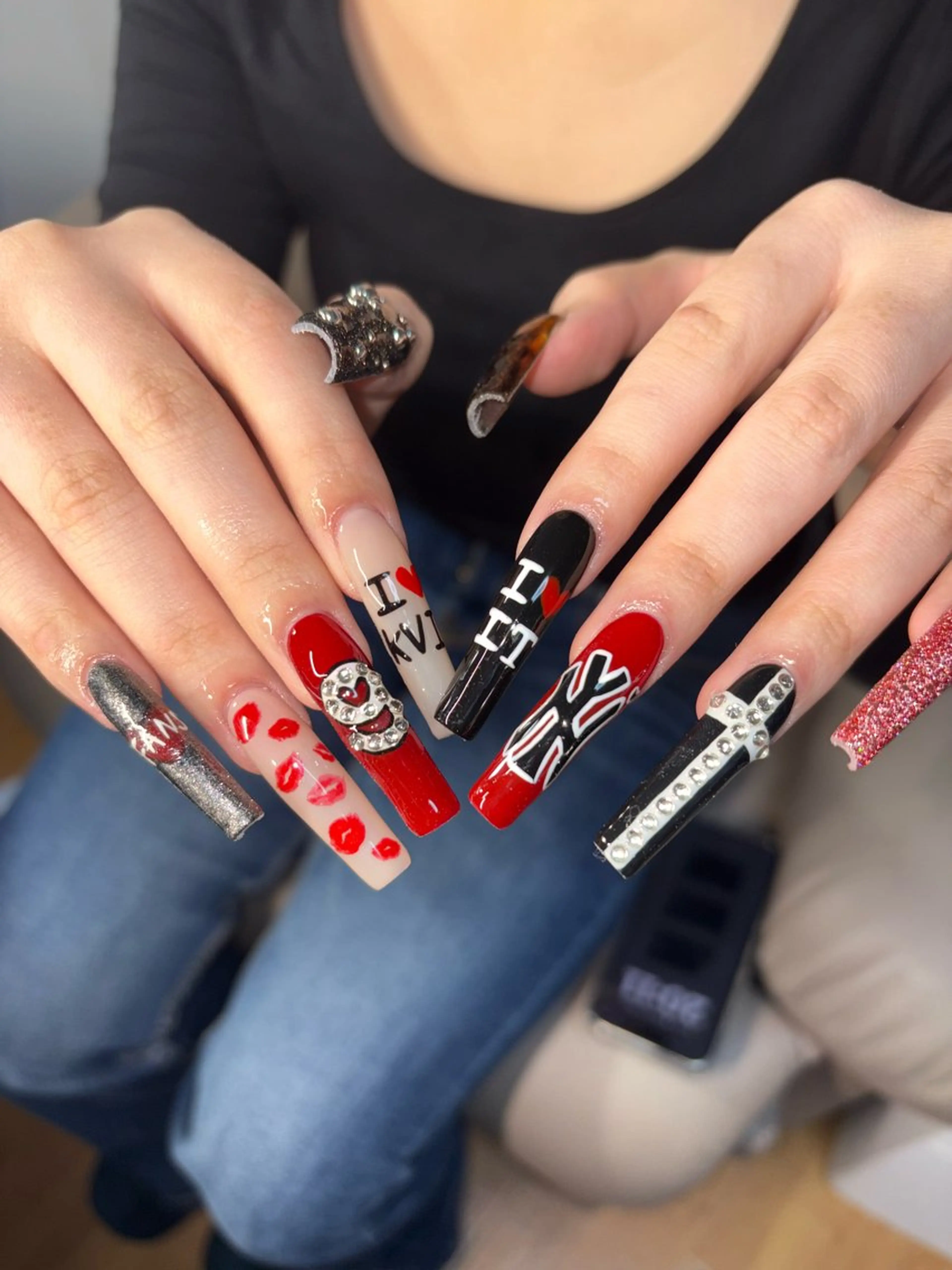 ネイル ハンドネイル ⟡.·coco⟡.· 年始予約解放中のネイルデザイン