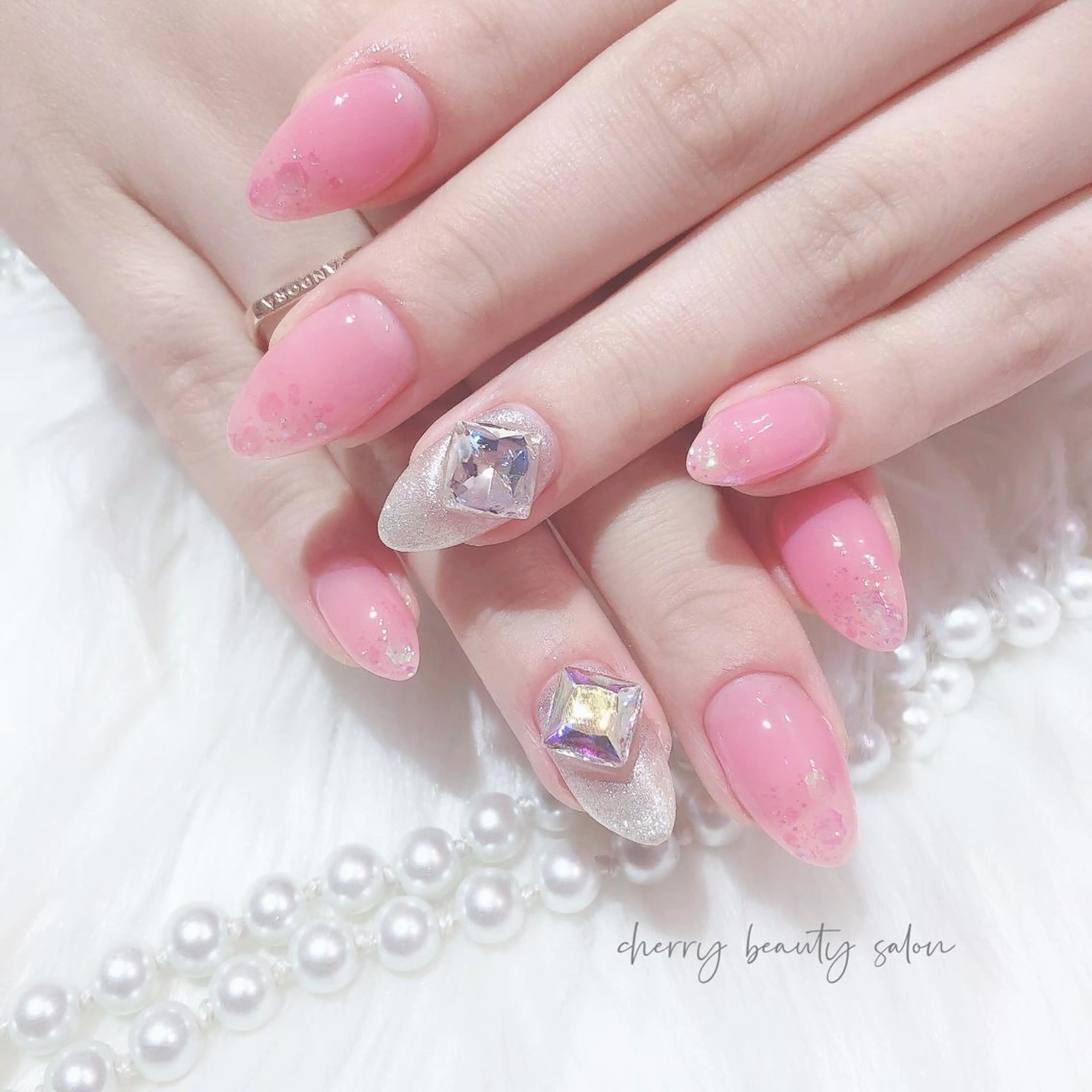 ネイル SAKURA 🍒のネイルデザイン