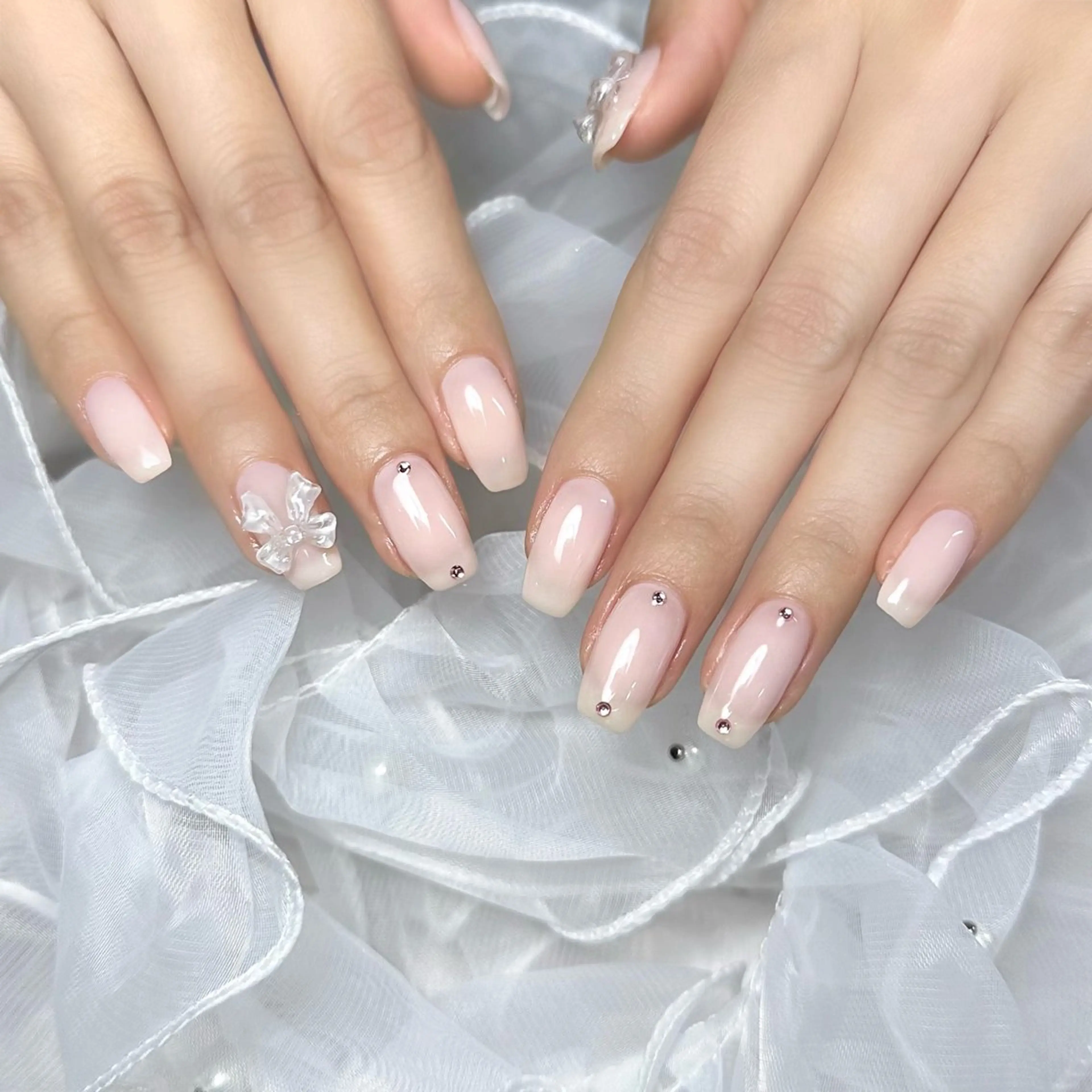 ネイル ハンドネイル ラルゴ所属・Largo ラルゴのネイルデザイン