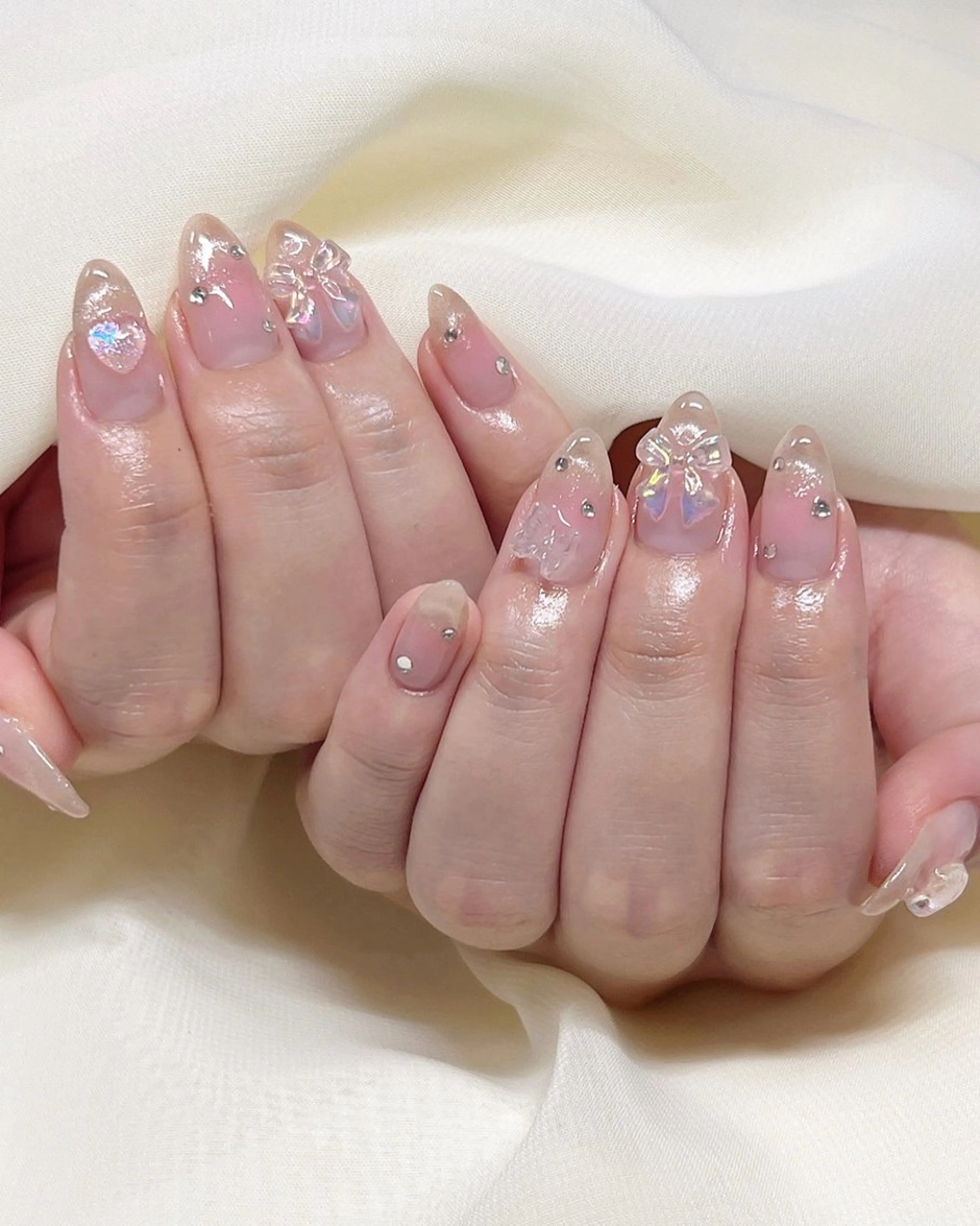 ネイル オーロラネイル 持ち込み nail salon MUAのネイルデザイン