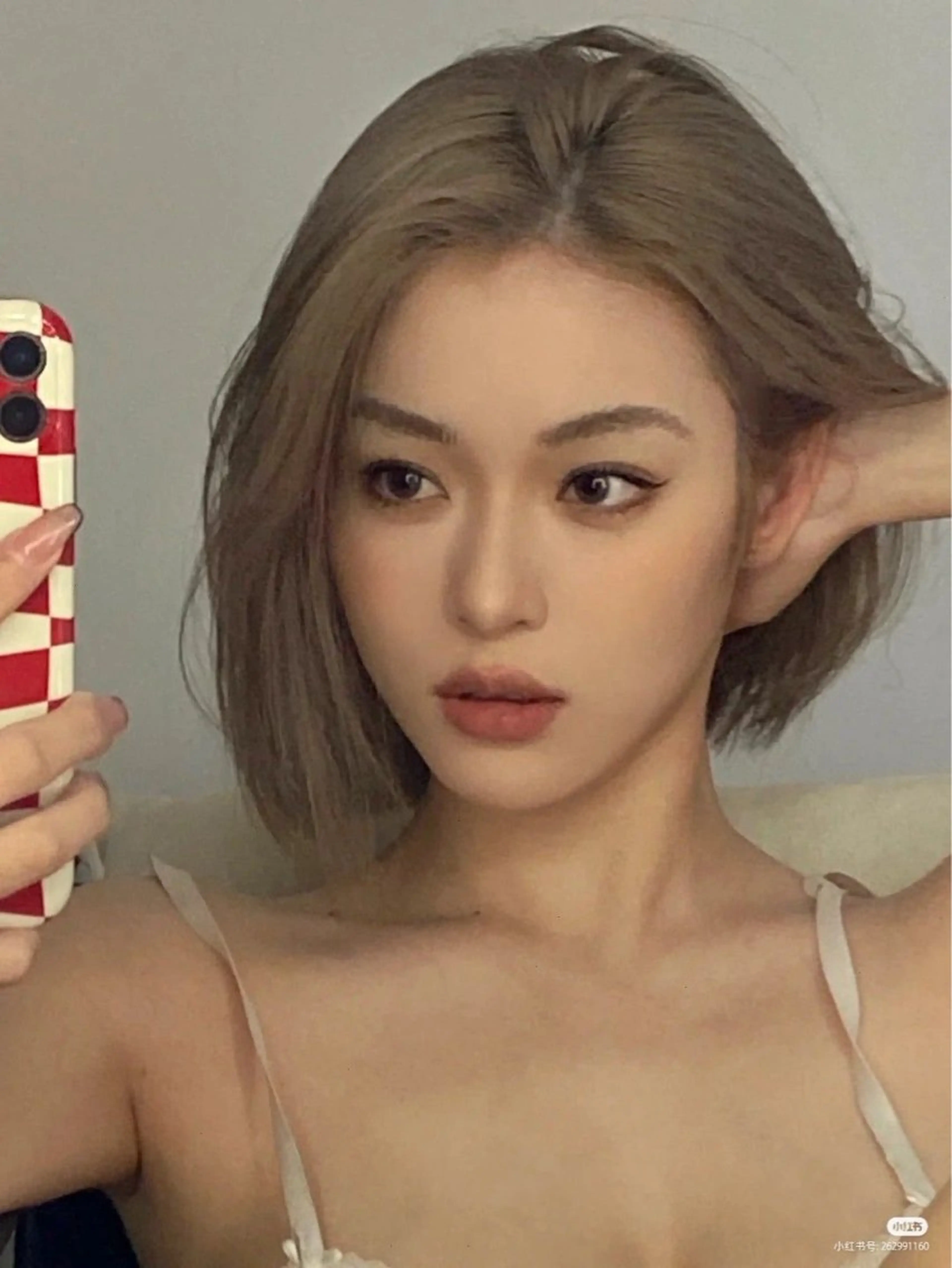 ショート カラー カット ヘアカラー トリートメント 莉乃/縮毛矯正/髪質 改善/艶カラーのヘアスタイル