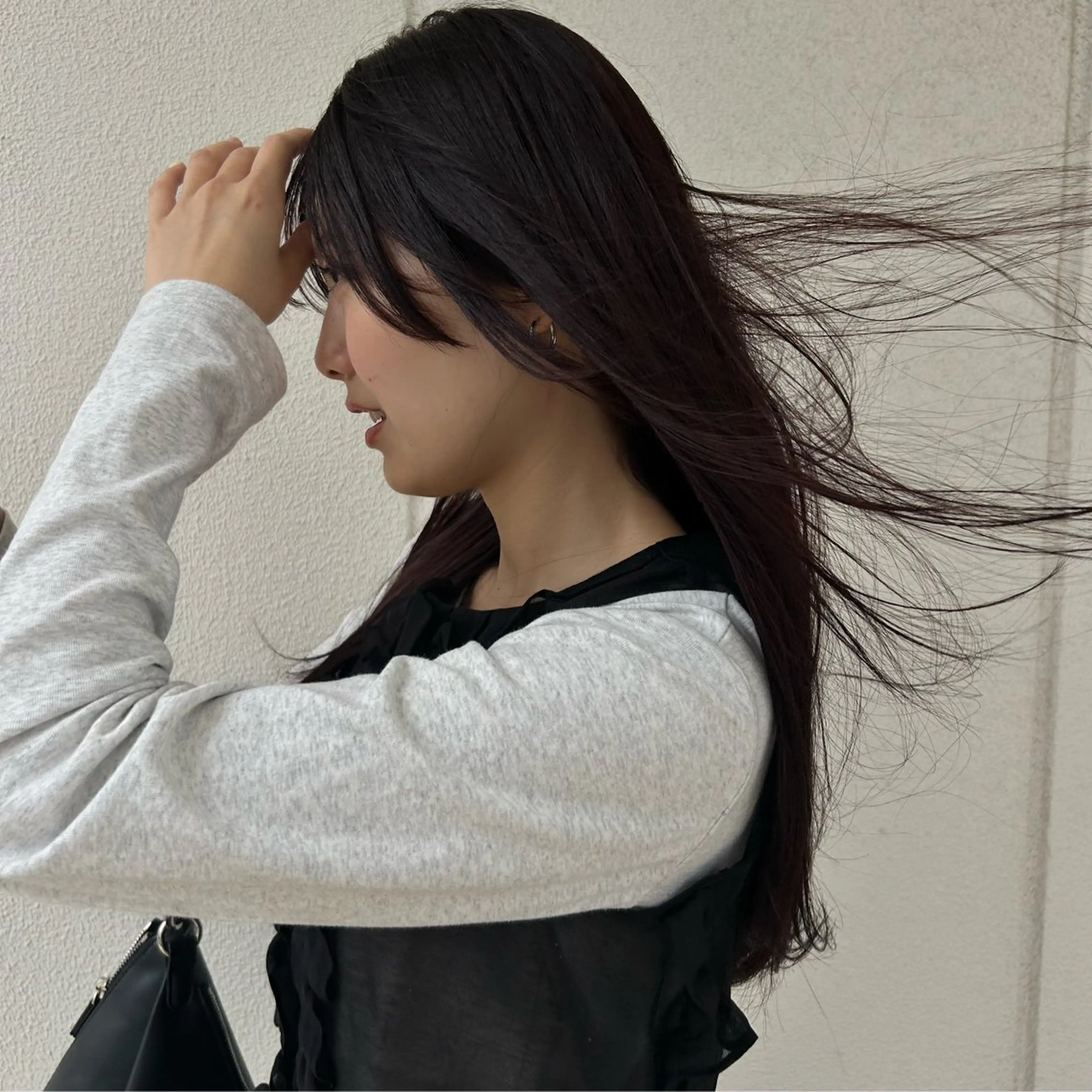 ロング カラー ボルドーカラー ヘアカラー 田中 遥陽のヘアスタイル