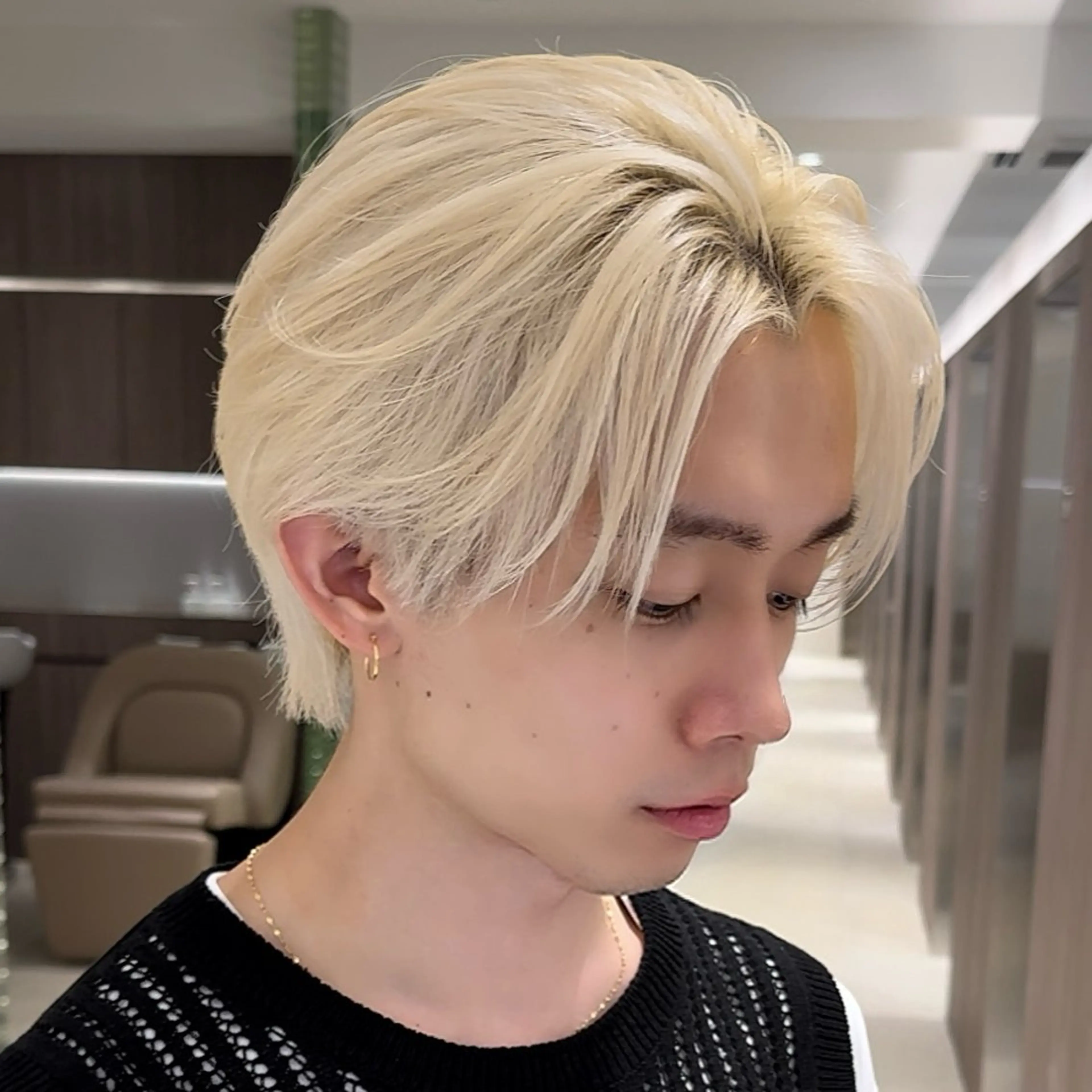 メンズ センターパート synergy men's hair所属・kanon本厚木 シースルーマッシュのヘアスタイル