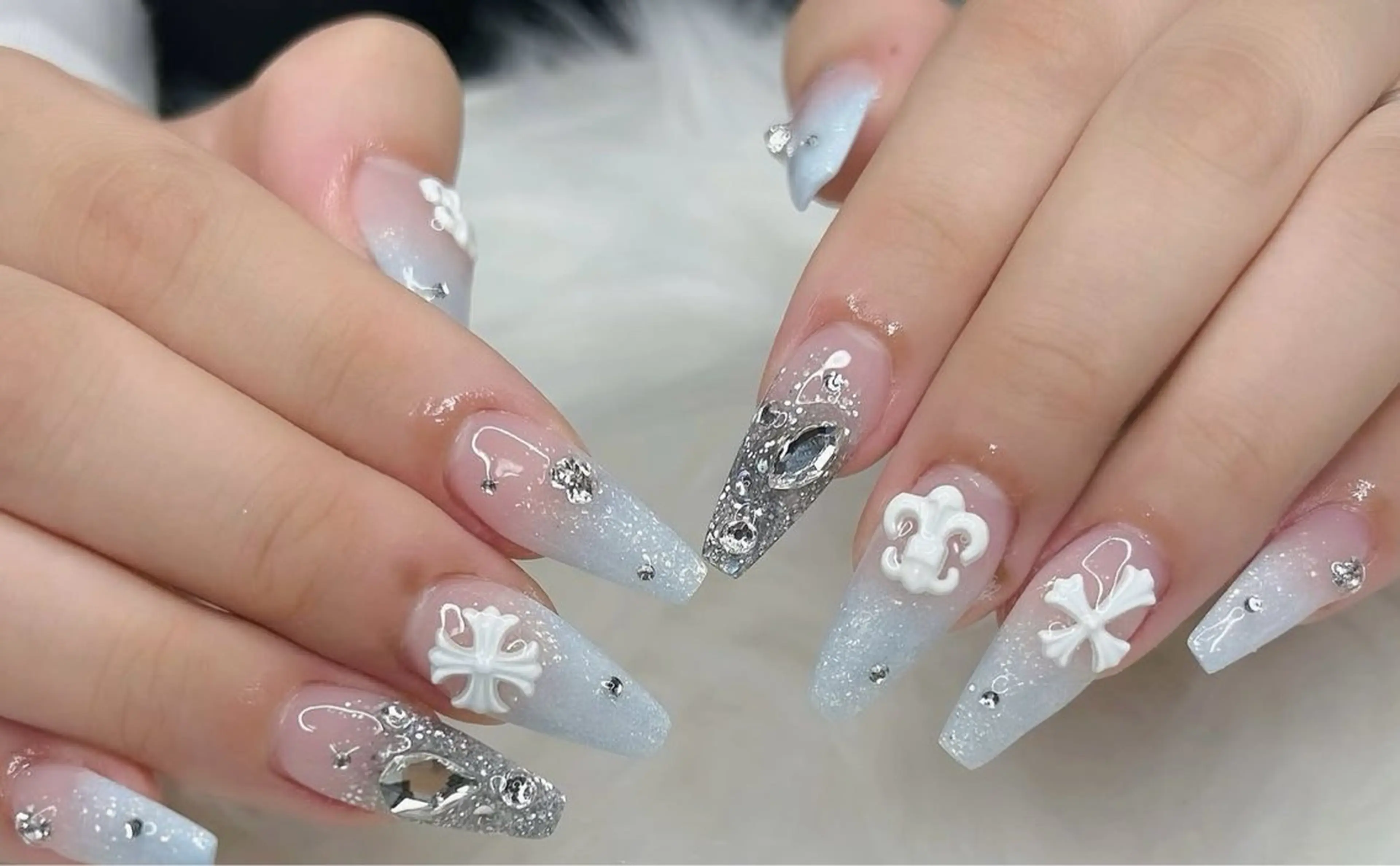 ネイル ハンドネイル Luna スカルプ専門店のネイルデザイン