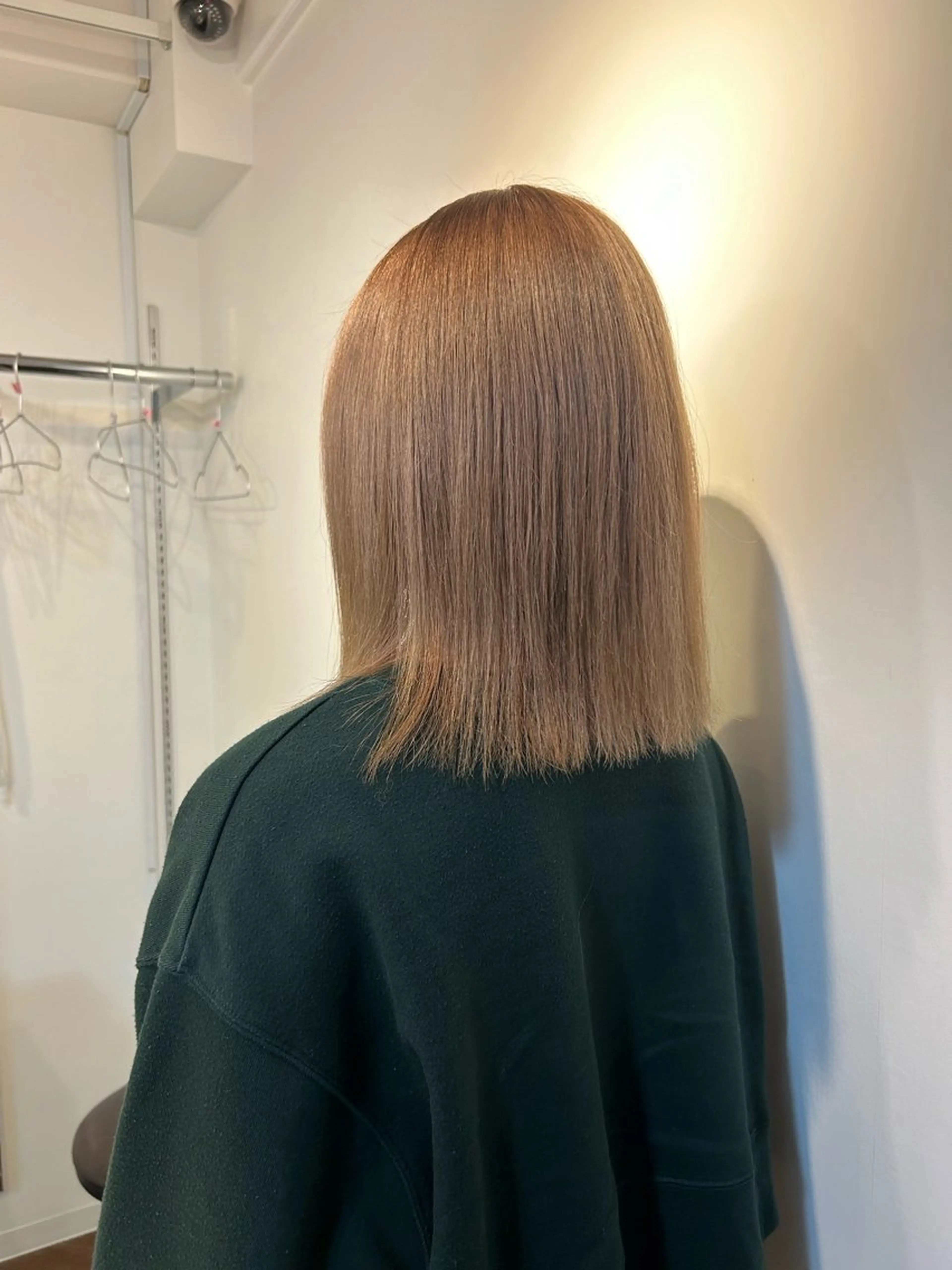 【平日限定クーポン】根元ケアブリーチ＋エドルカラー＋ケアマスクの写真